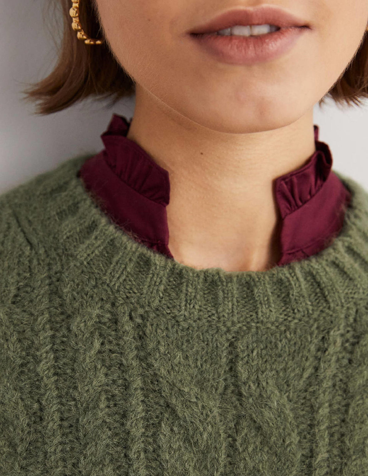 Relaxed Cable Sweater Vest-Kale Green - Image 2