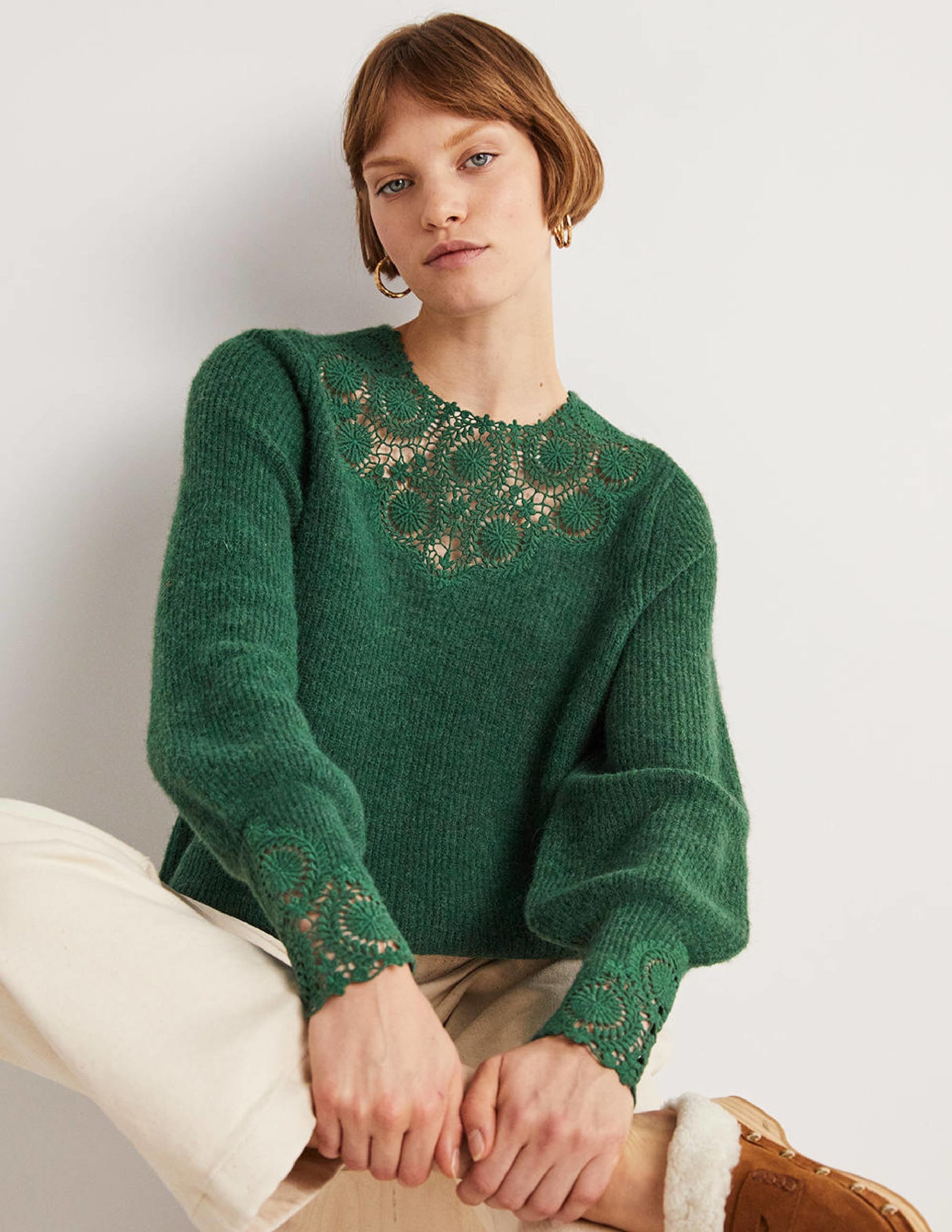 Embroidered Fluffy Sweater-Hunter Green Embroidery - Image 4