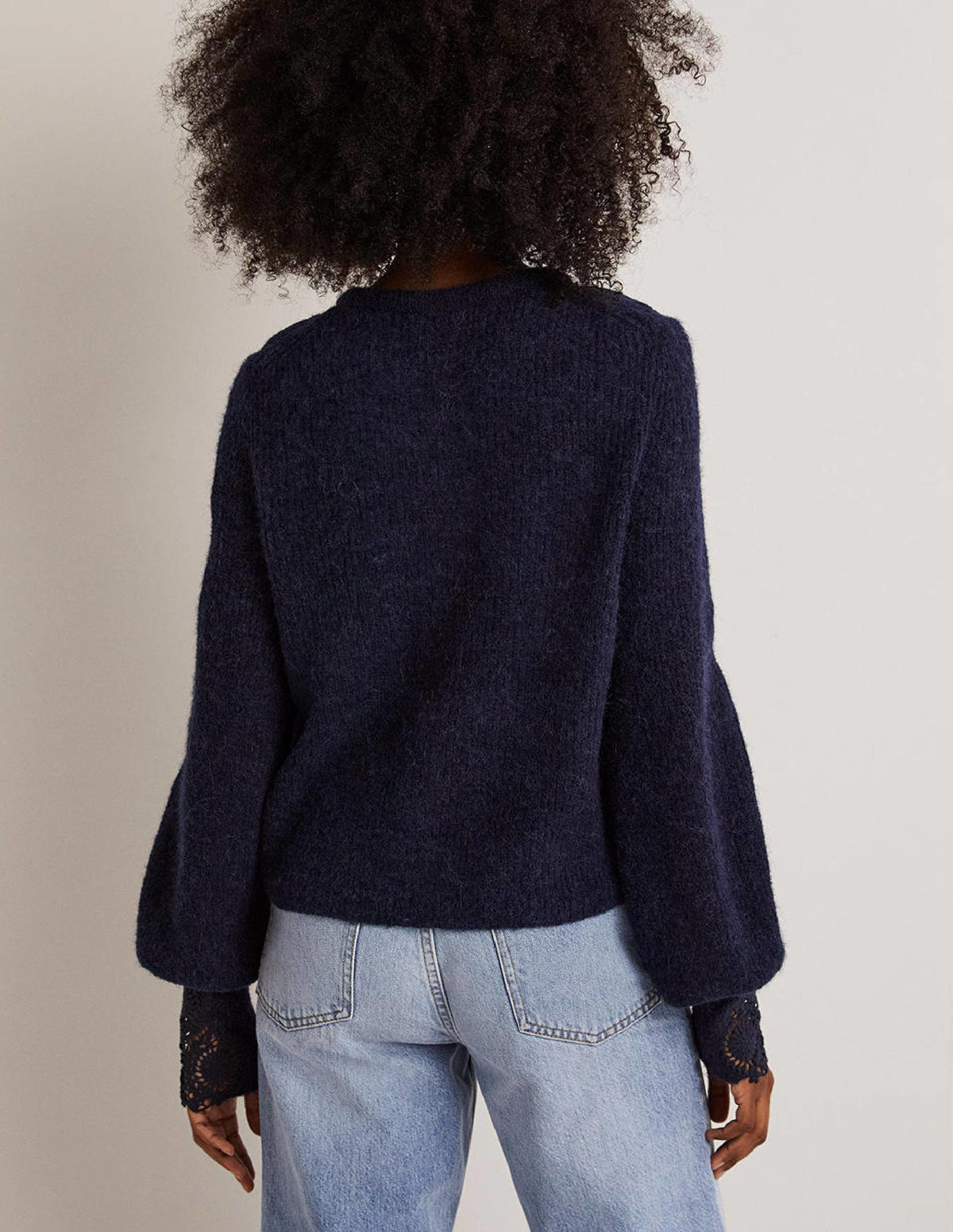 Detail Fluffy Cardigan-Navy Embroidery-3