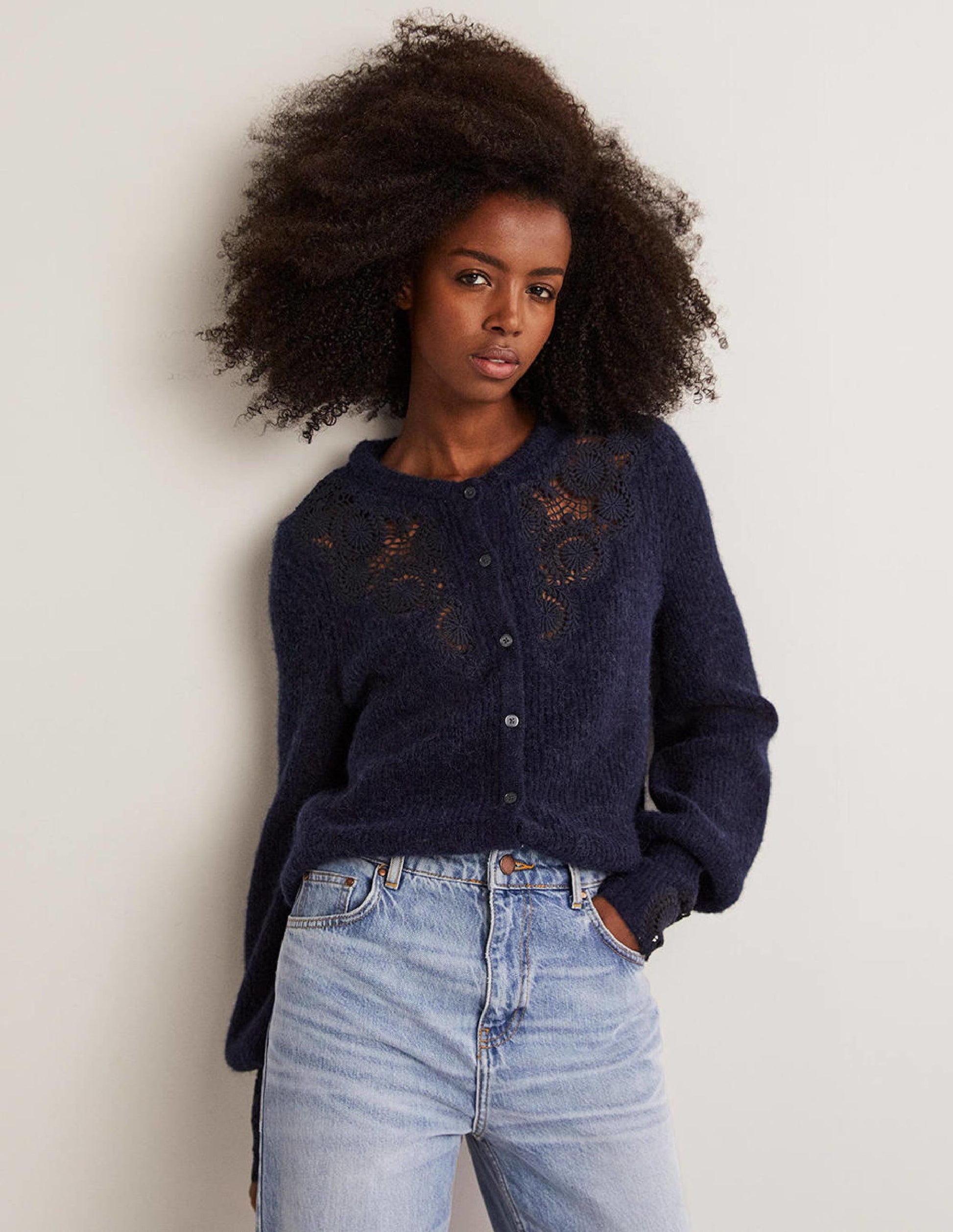 Detail Fluffy Cardigan-Navy Embroidery-4