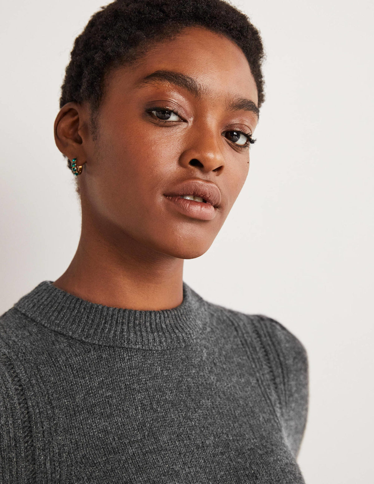 Lofty Cashmere Sweater-Charcoal Melange - Image 5