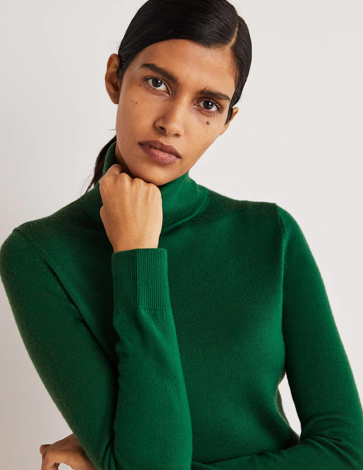 Merino Roll Neck-Trekking Green - Image 1