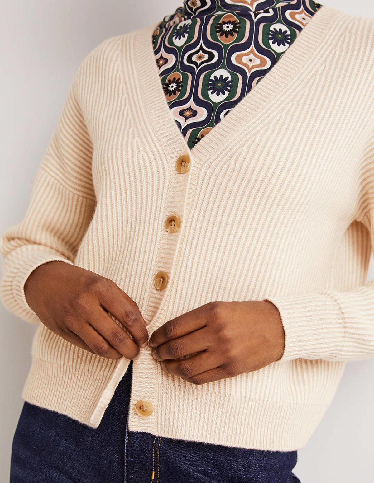 Ribbed Knit Cashmere Cardigan-Rope - Image 2