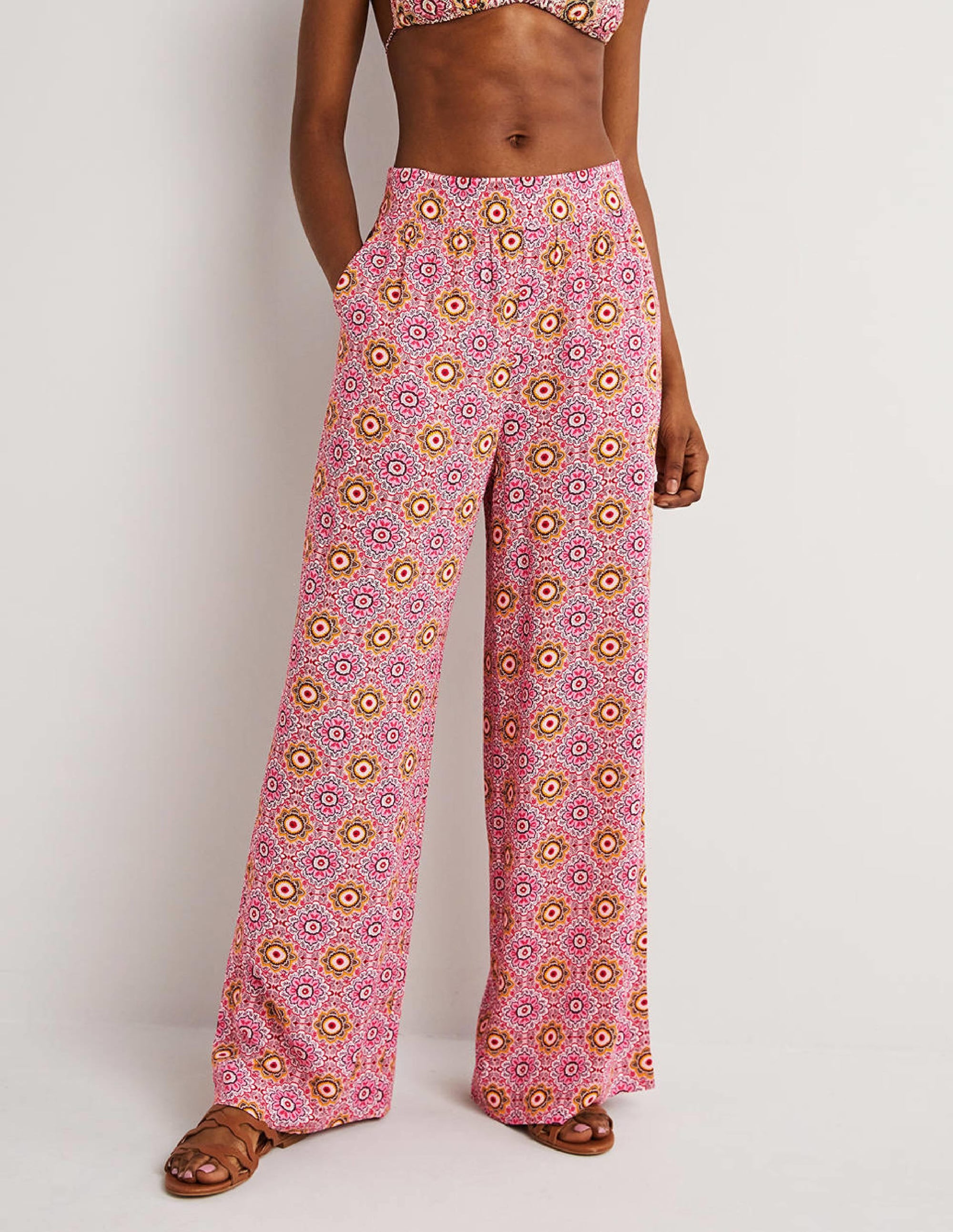 Grace Crinkle Wide Leg Pants-Milkshake, Paradise Garden - Image 2