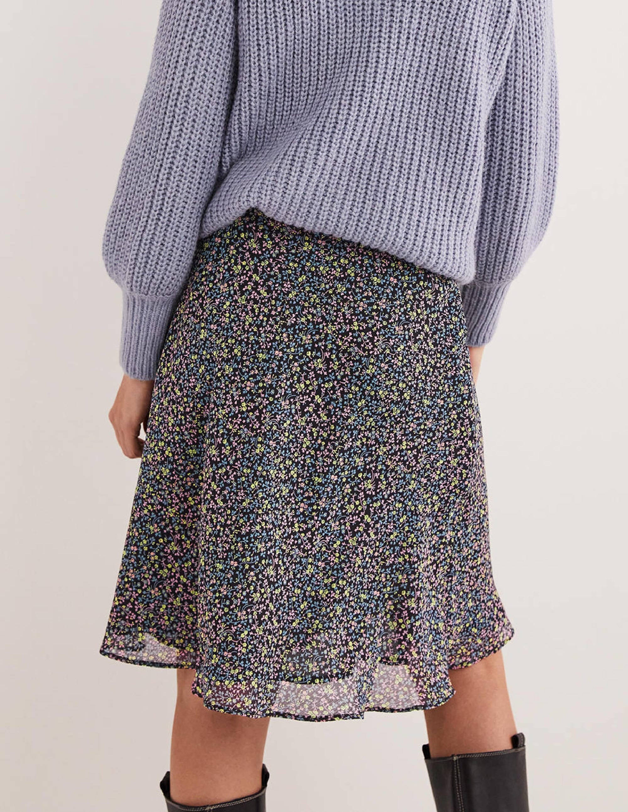 Crinkle Bias-cut Skirt-Black, Wild Vine - Image 3