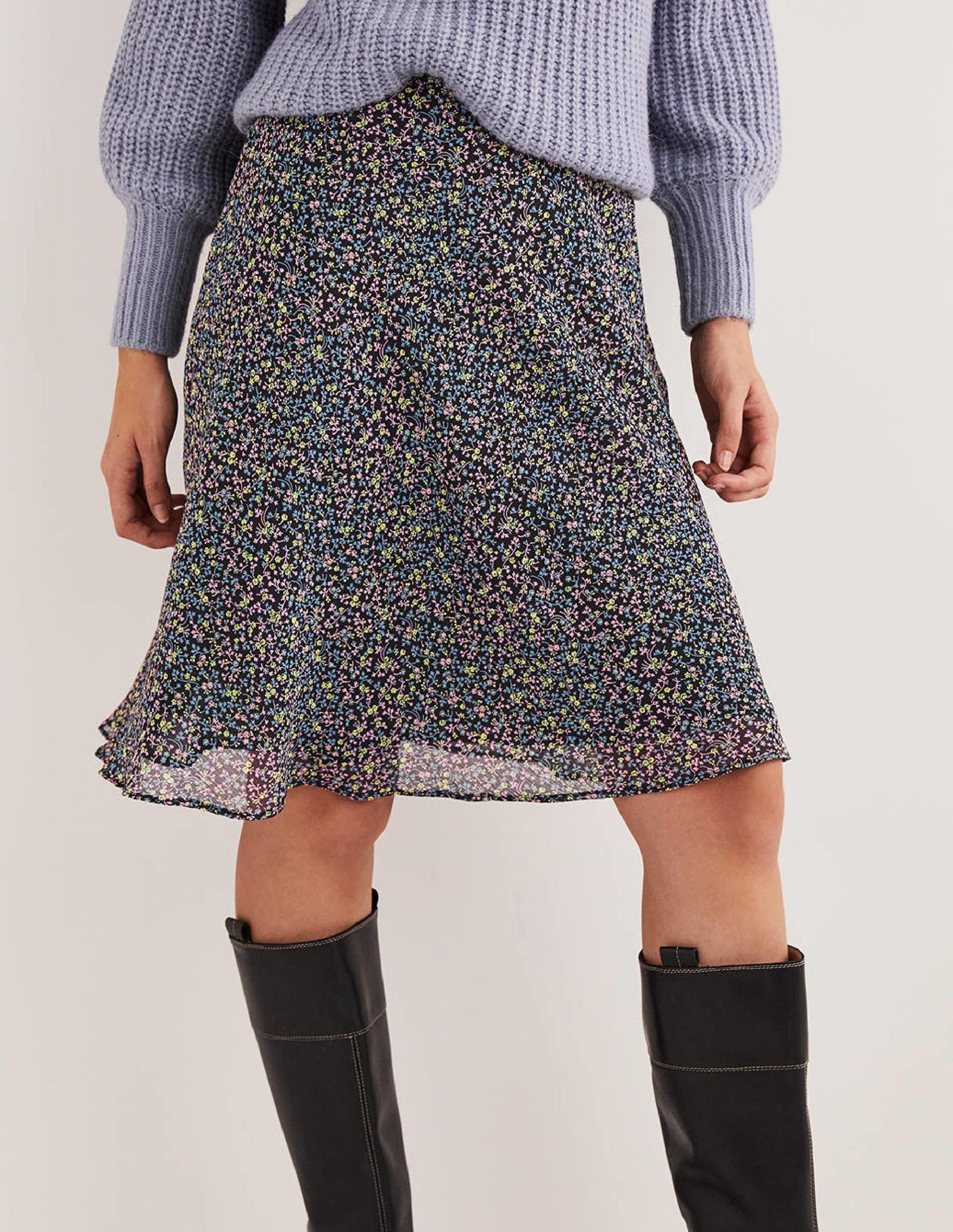 Crinkle Bias-cut Skirt-Black, Wild Vine-4