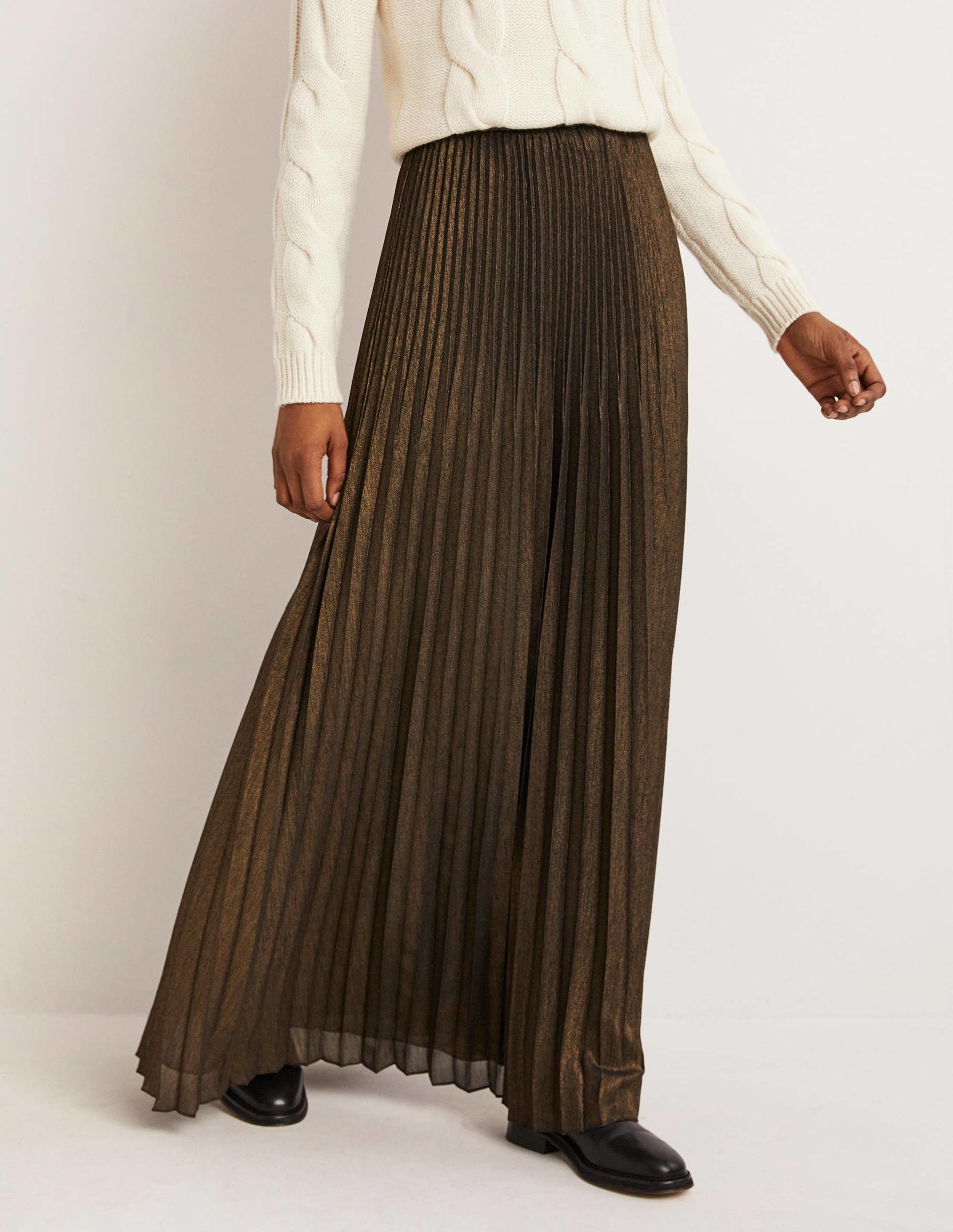 Pleated Party Maxi Skirt-Metallic Foil-5