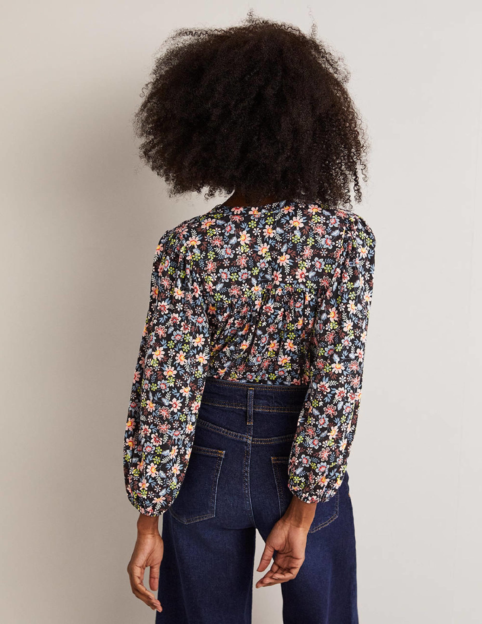 Printed Notch Neck Top-Black, Opulent Leaf - Image 3
