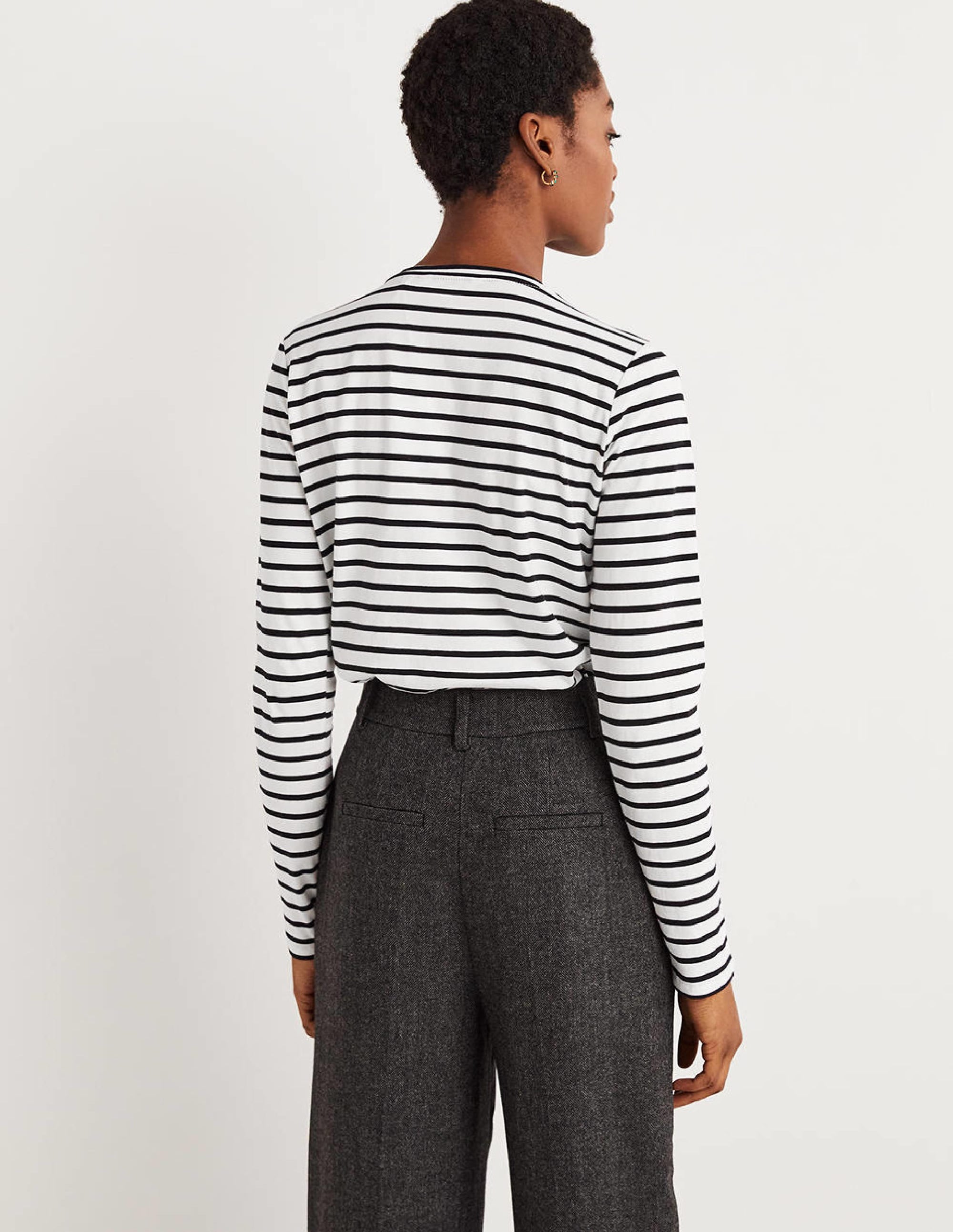 Detail Breton Top-Ivory/ Black, Embellished bow - Image 3
