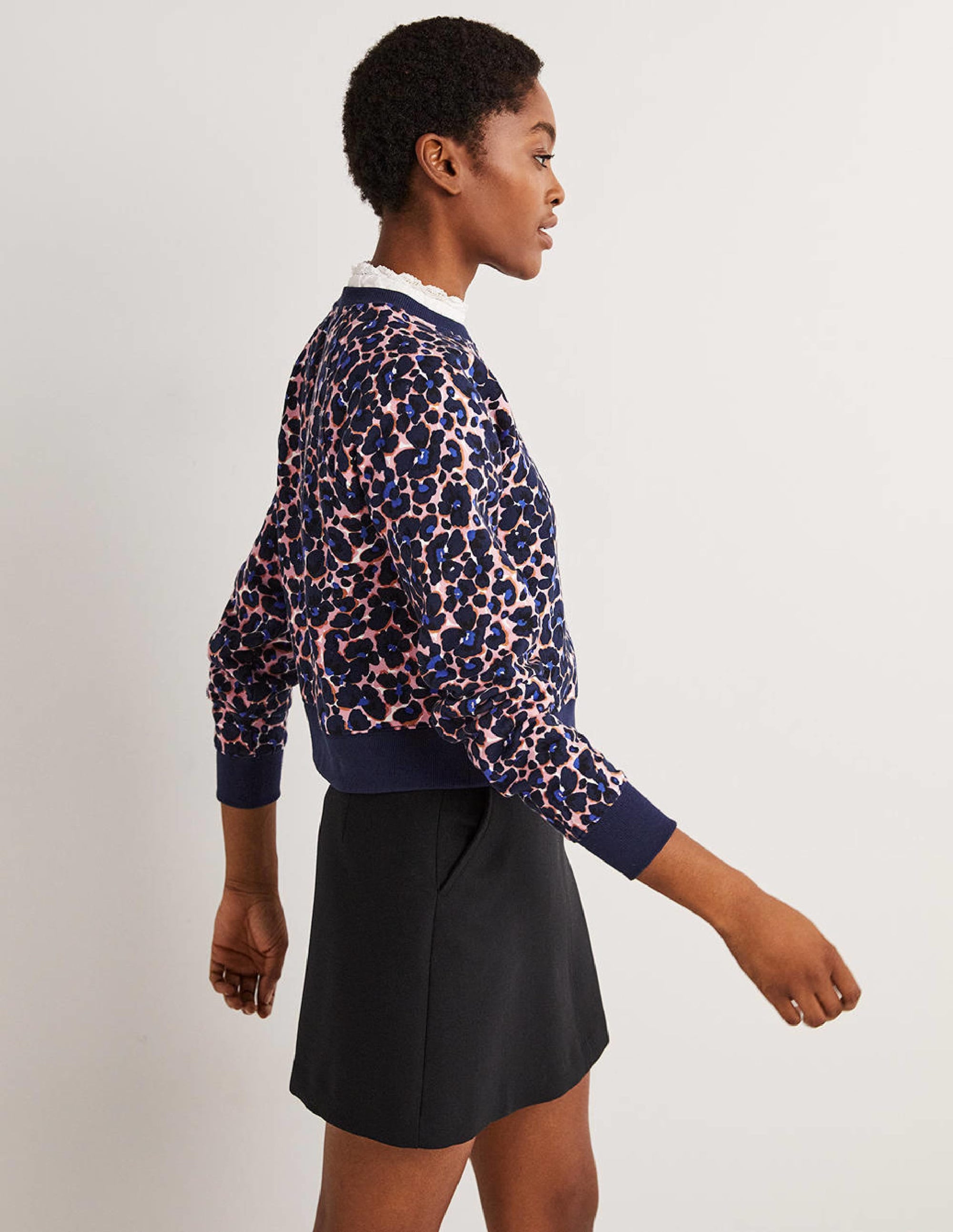 Cropped Raglan Sweatshirt-French Navy, Abstract Bud - Image 4