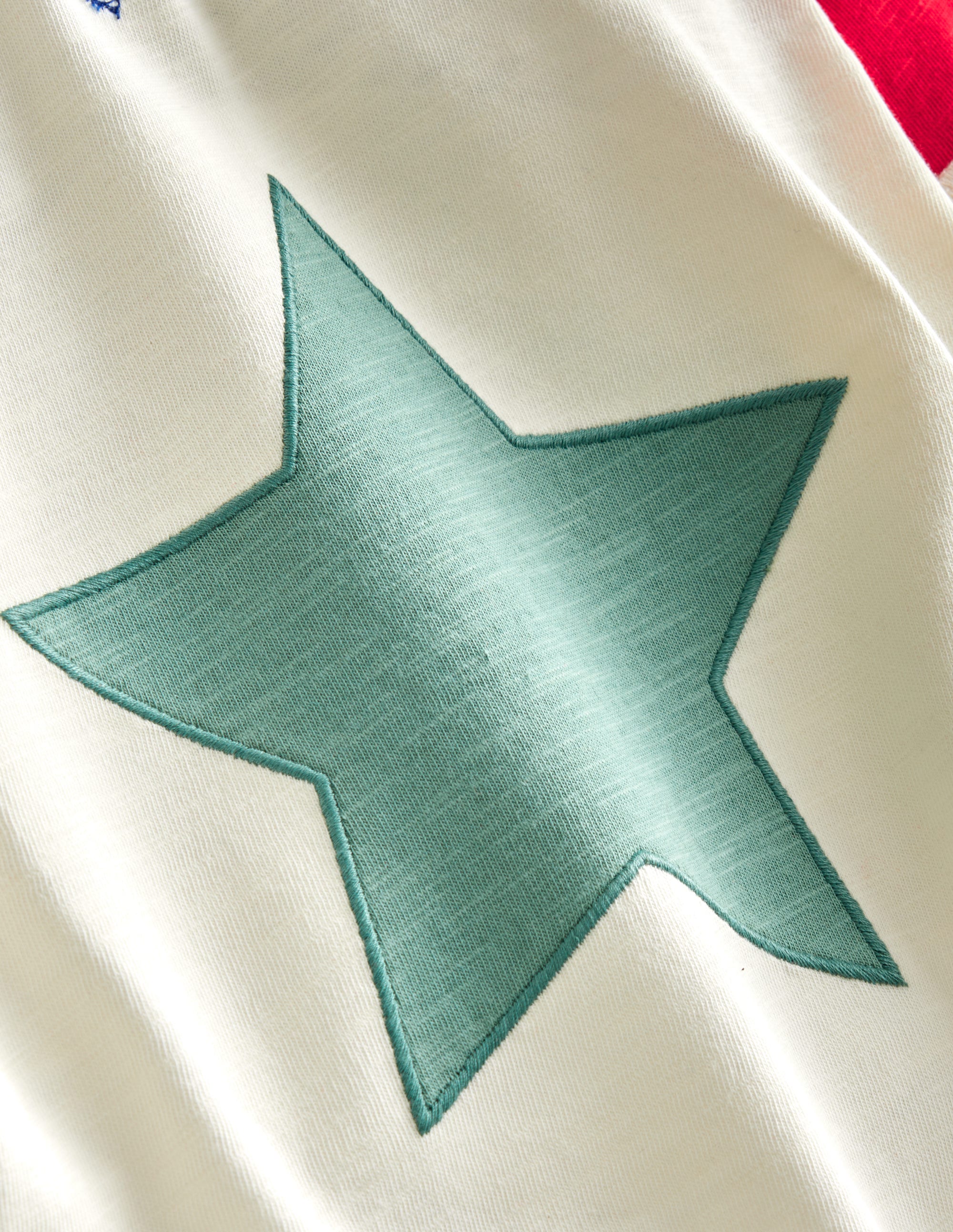 Hooded Logo Raglan T-shirt-Ivory/Peppadew Star - Image 3
