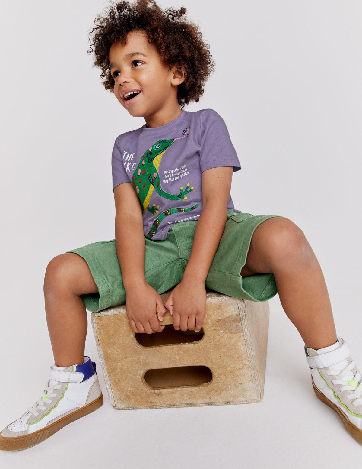 Animal Facts T-shirt-Misty Lavender Lizard-5