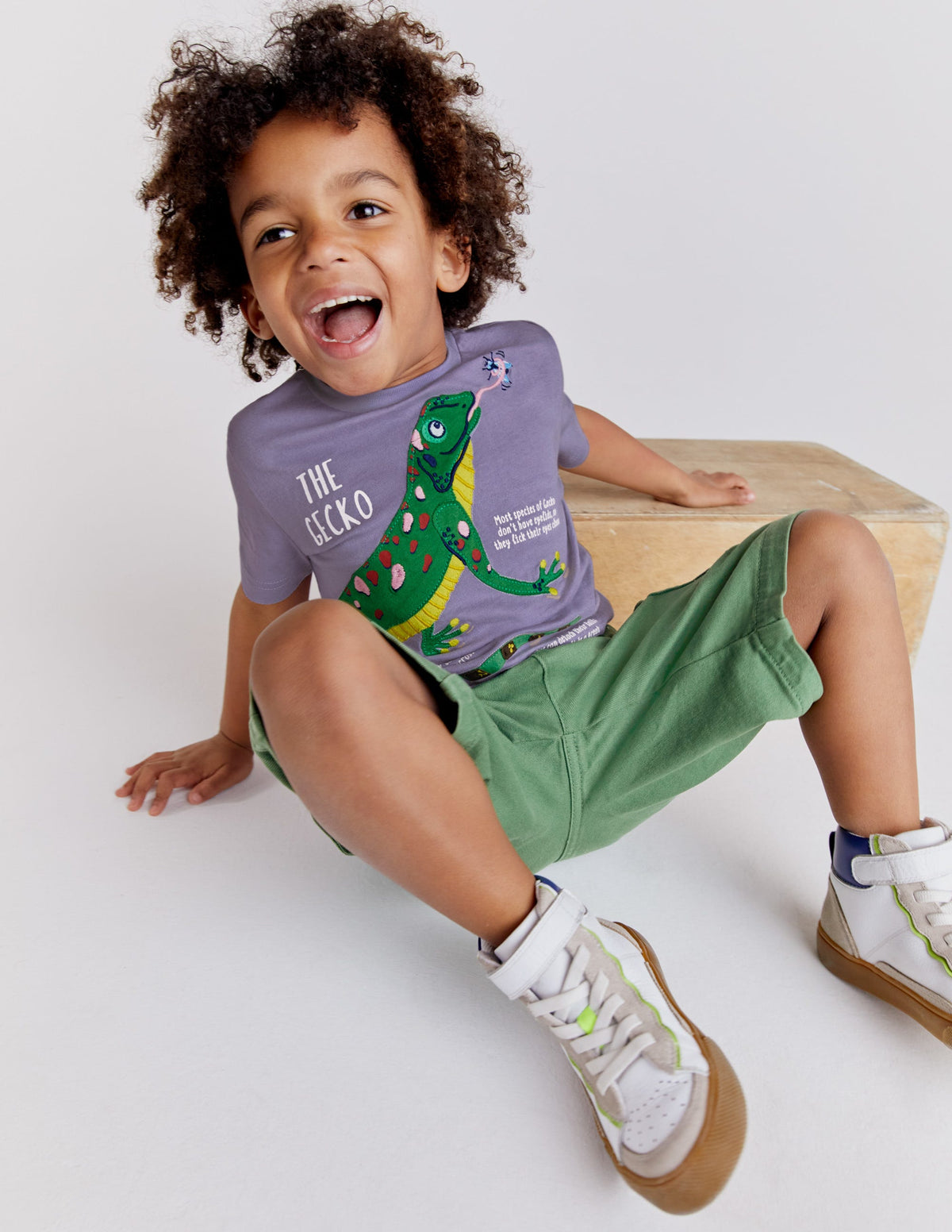 Animal Facts T-shirt-Misty Lavender Lizard-6