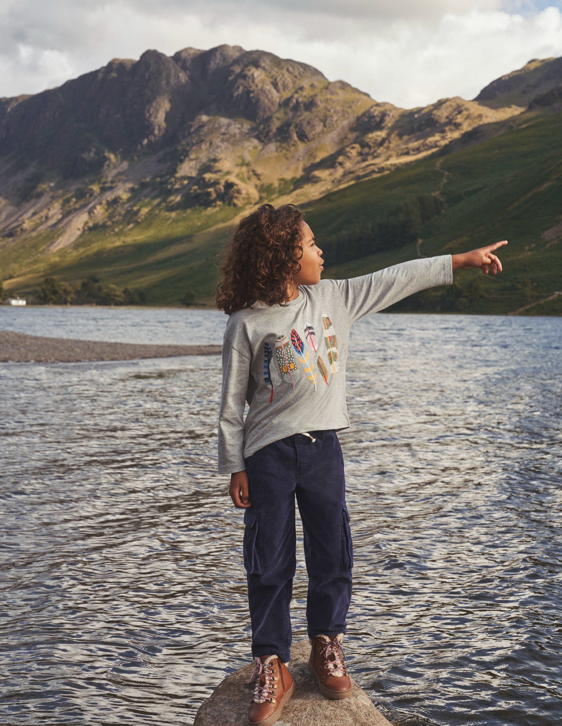 Feather Superstitch T-shirt-Grey Marl-4