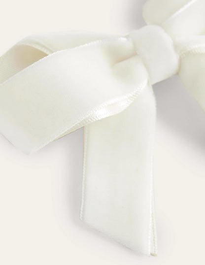 Velvet Bow Hair Clip-Ivory