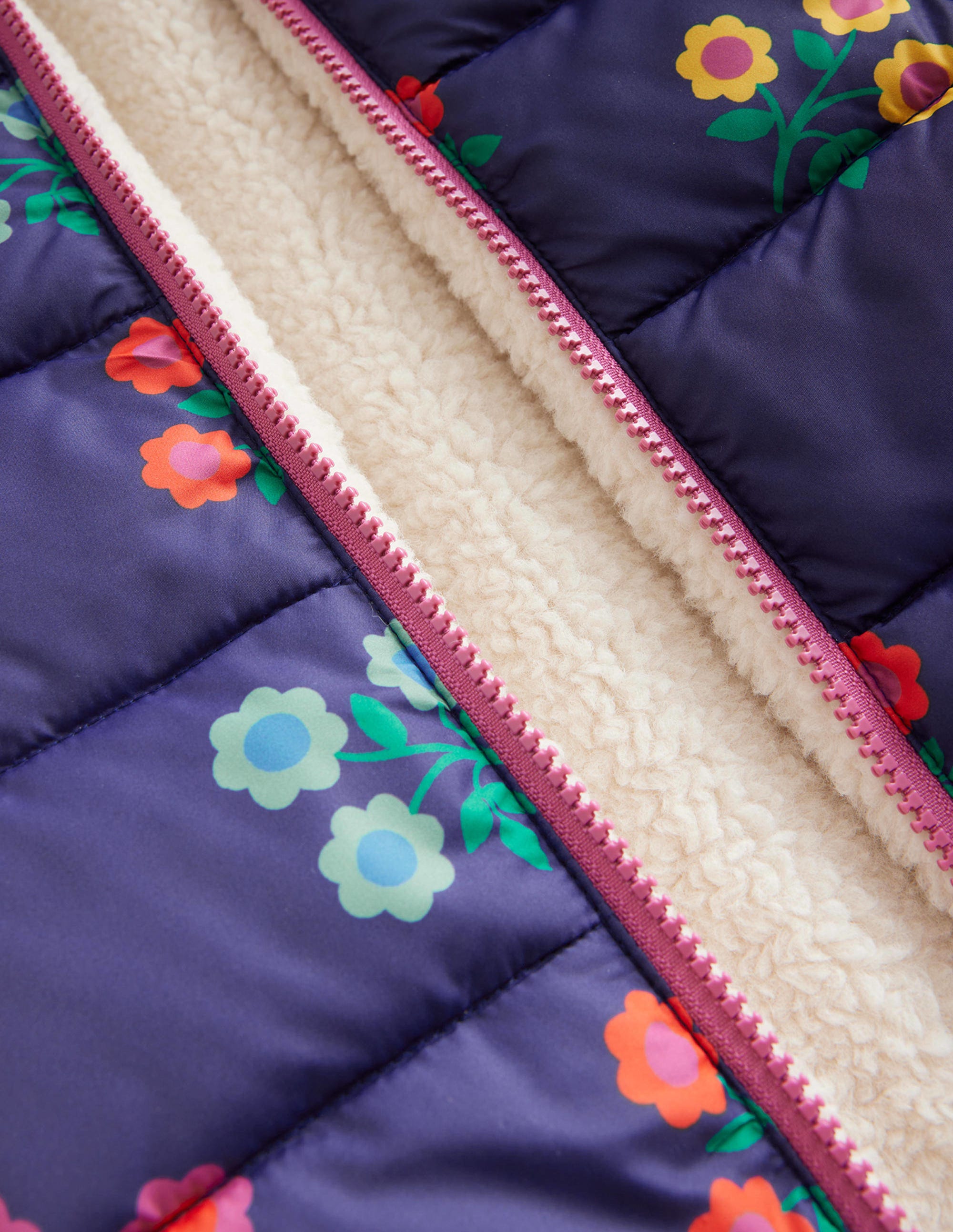 Borg Mix Reversible Gilet-College Navy Flower - Image 3