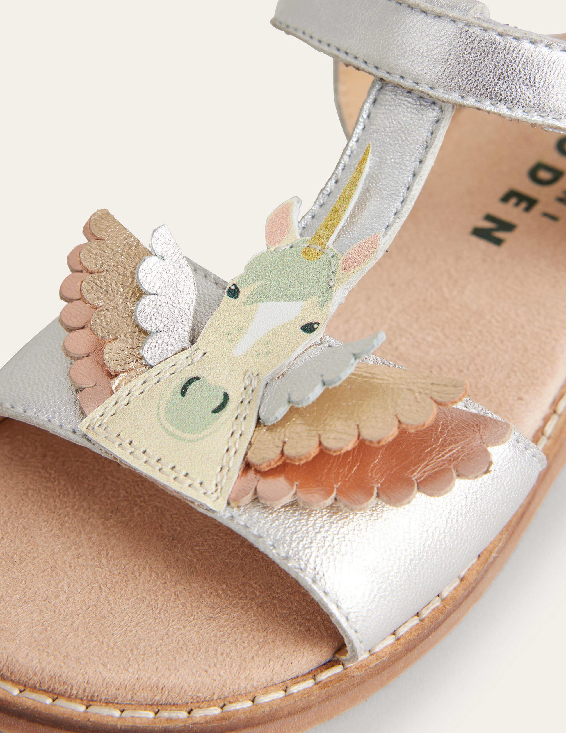 Fun Leather Sandals-Silver Pegasus-3