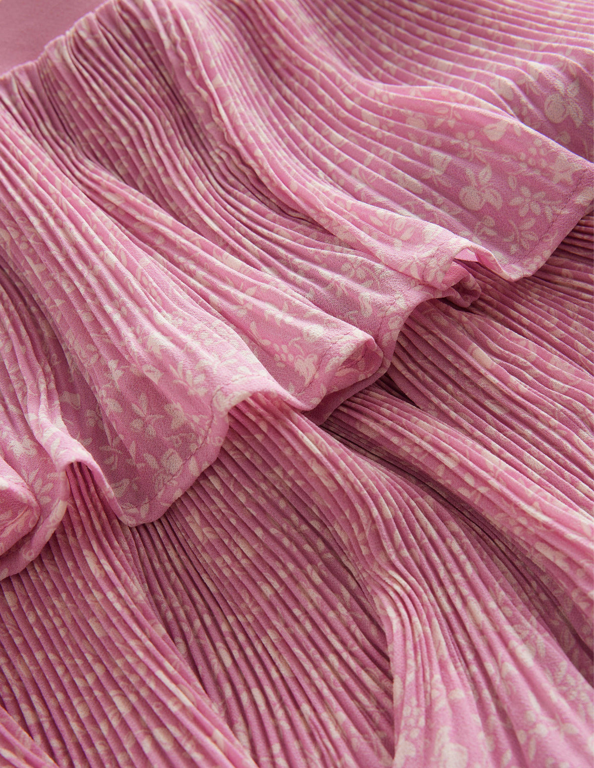 Plisse Mini Skirt-Soft Lavender Orchard - Image 3