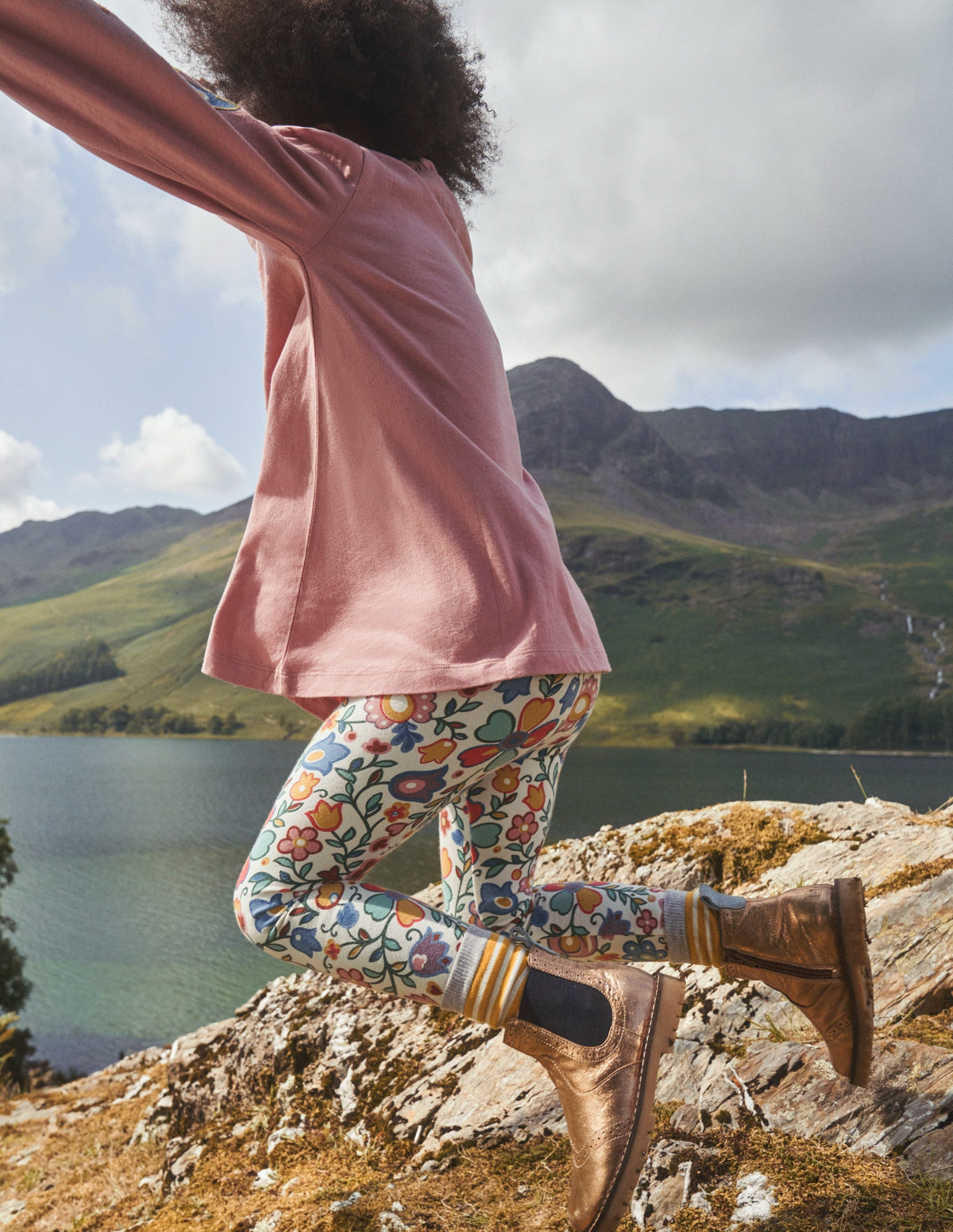 Fun Cosy Leggings-Multi Folk Floral - Image 4