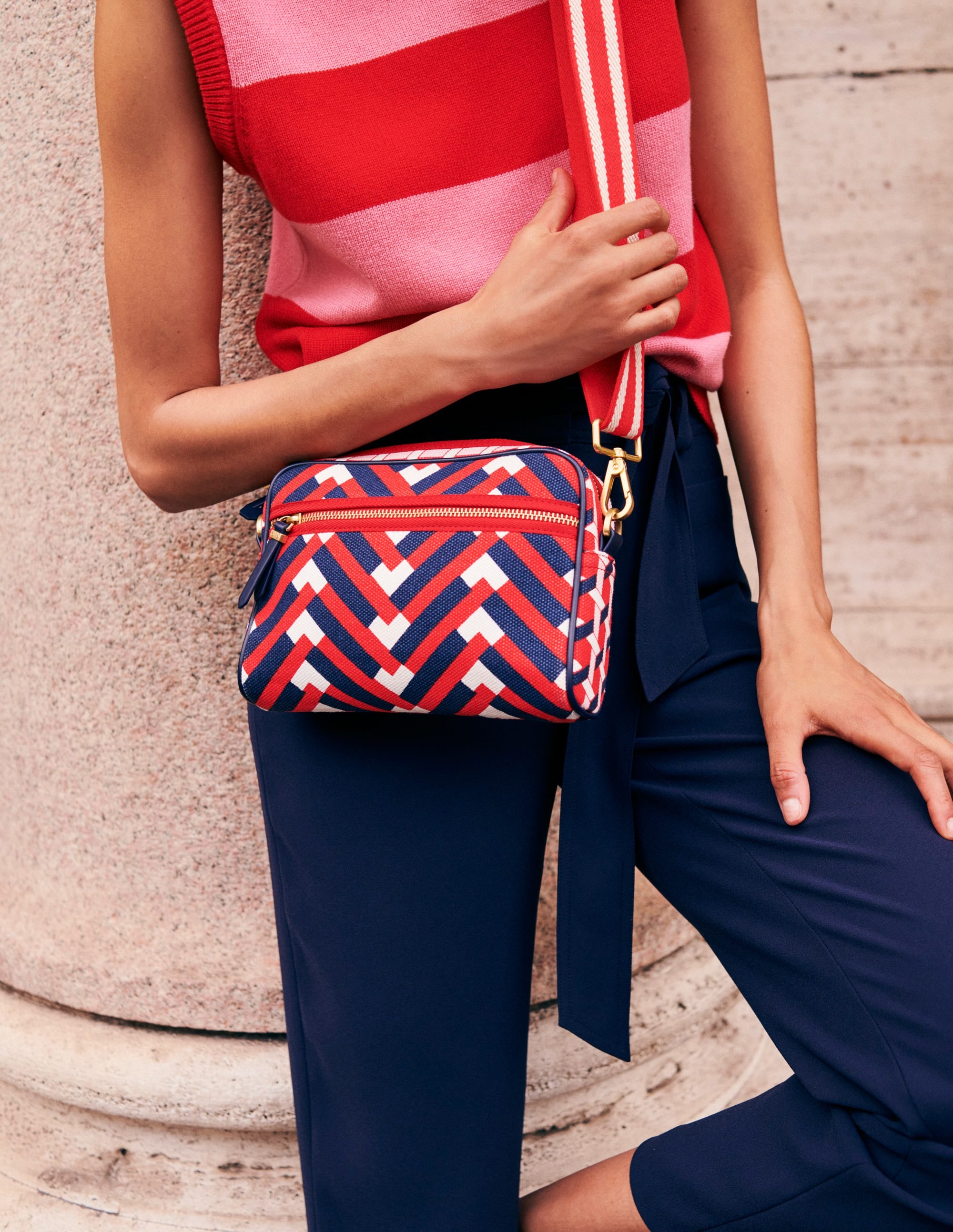 Canvas Cross-Body Bag-Hot Pepper Chevron Geo - Image 5
