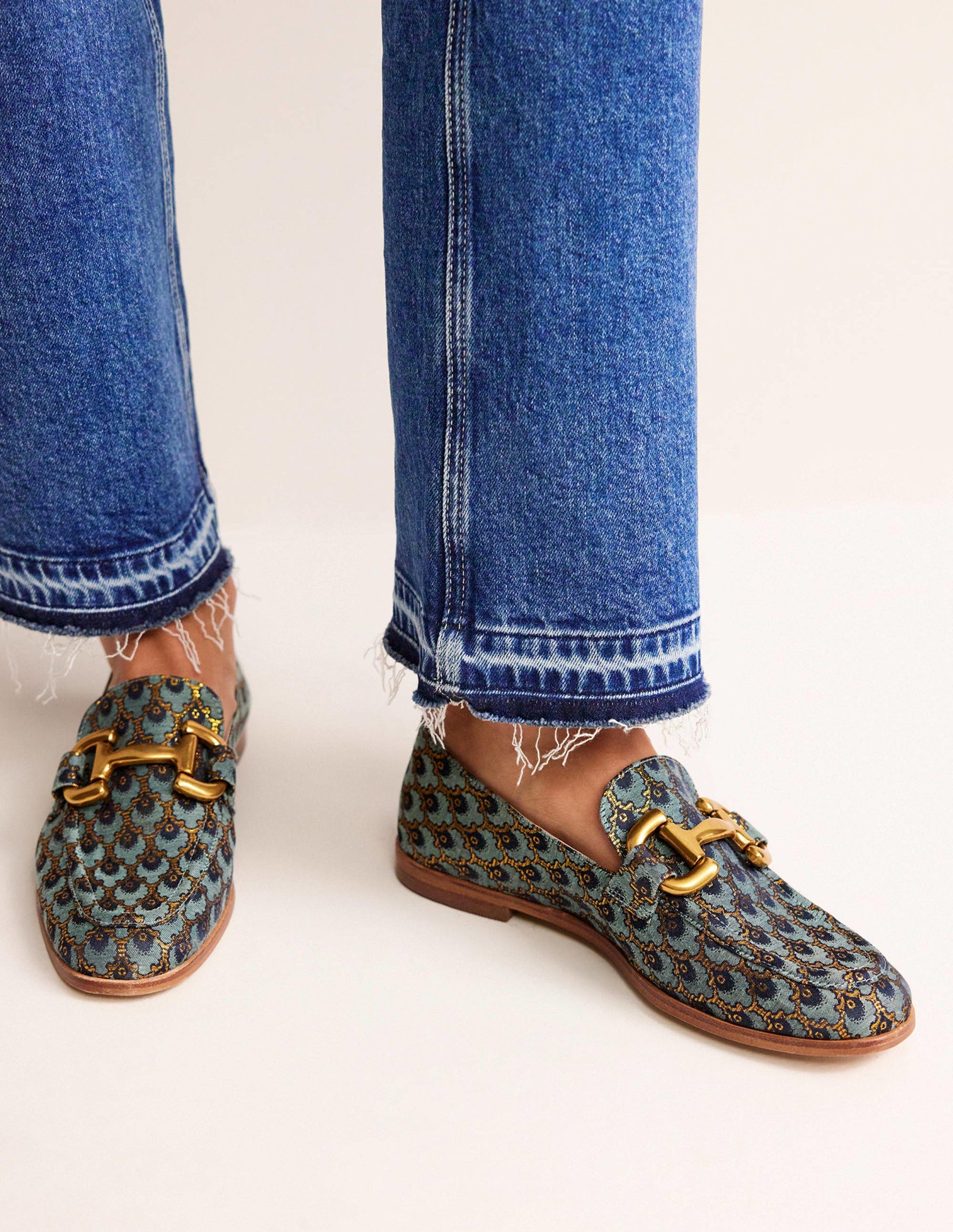 Iris Snaffle Loafers-Jacquard-1