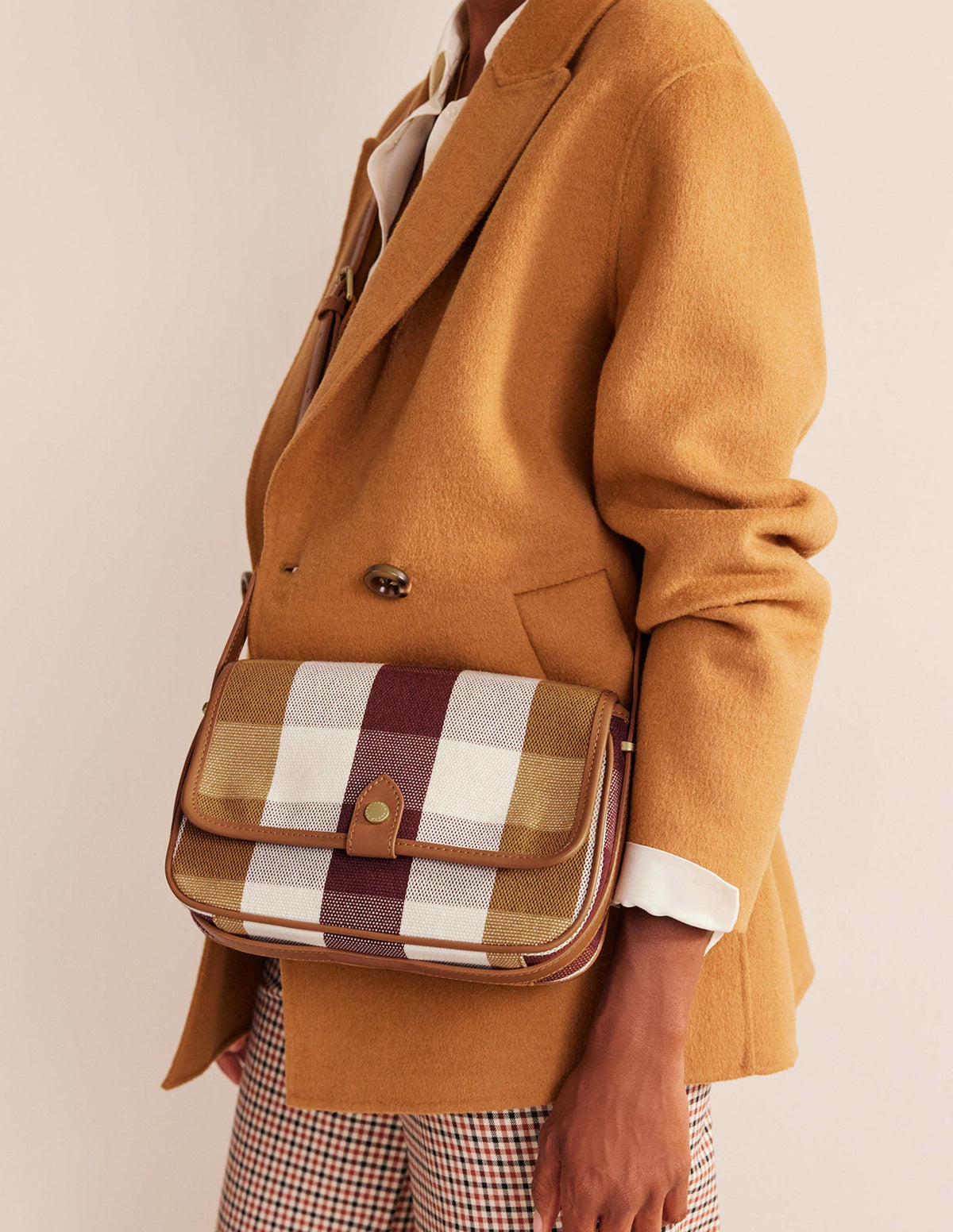 Structured Cross-Body Bag-Check - Image 1