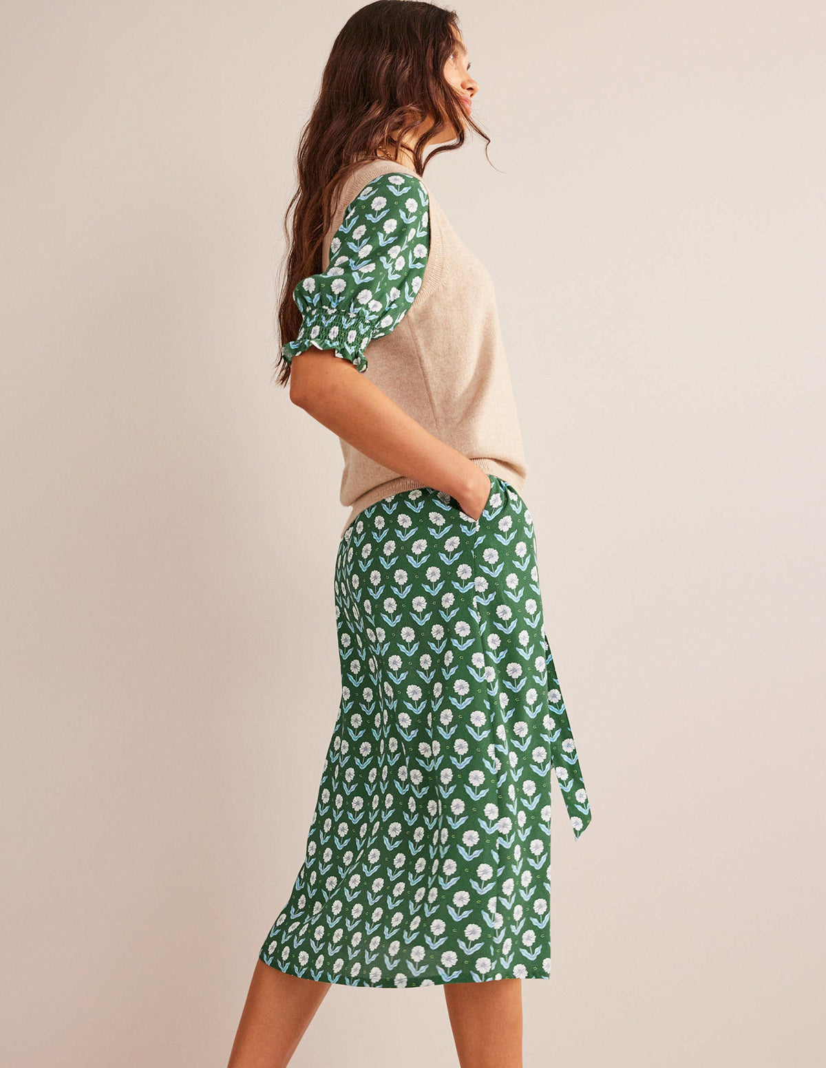 Smocked Cuff Midi Dress-Winter Green, Daisy Foliage-4
