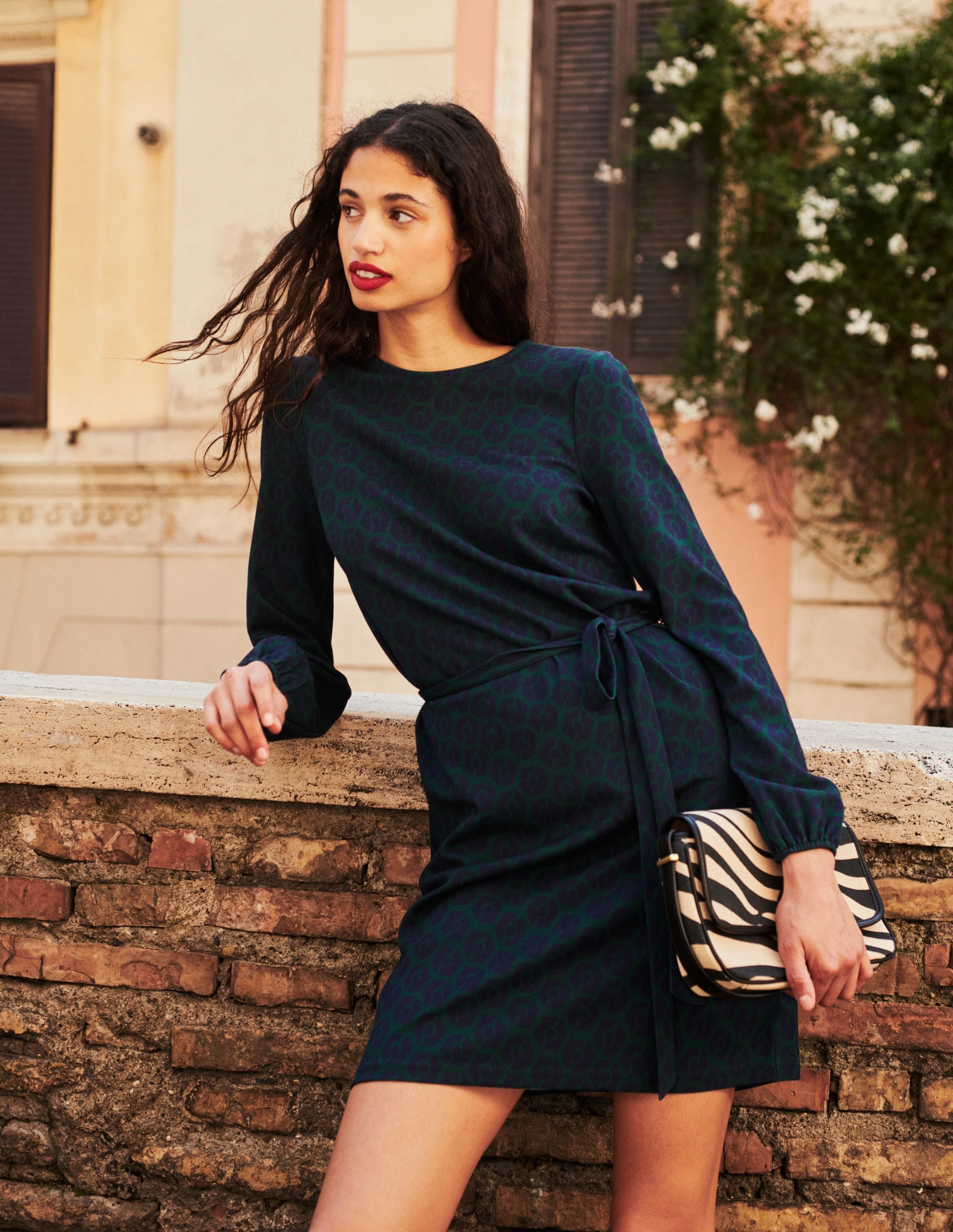 Violet Ponte Shift Dress-Emerald Night, Reverie - Image 5