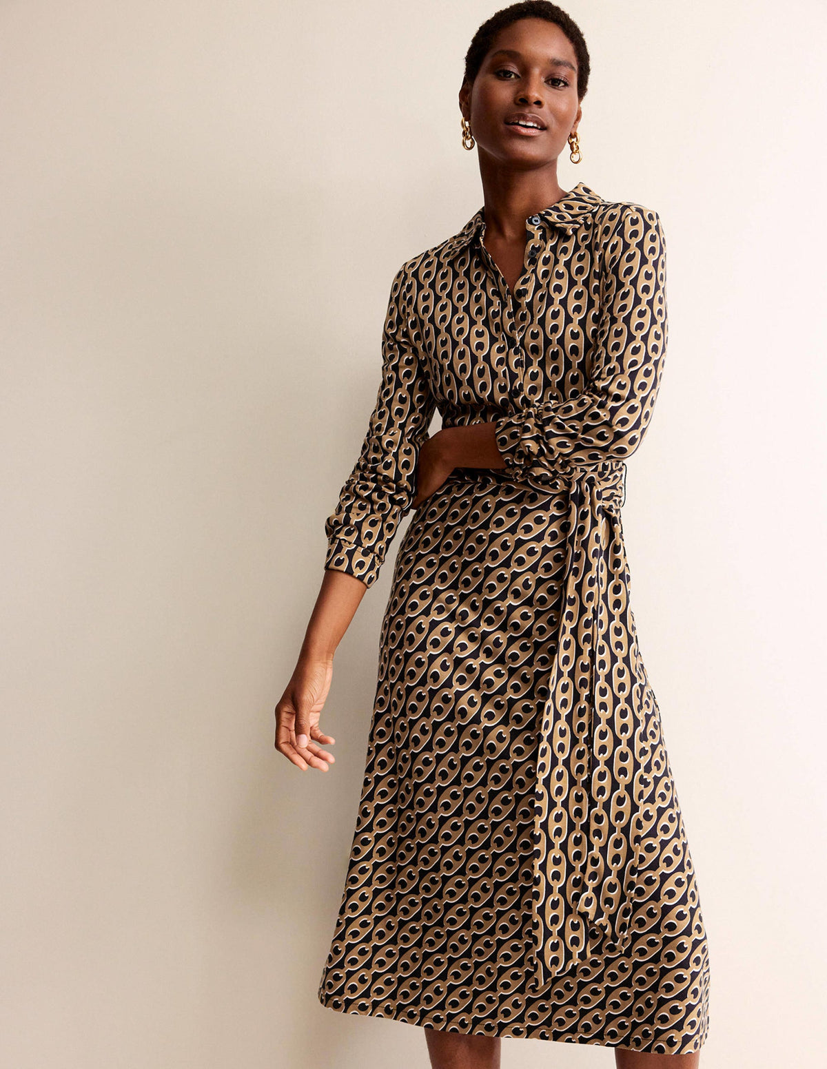 Laura Jersey Midi Shirt Dress-Camel, Geo Chain - Image 1