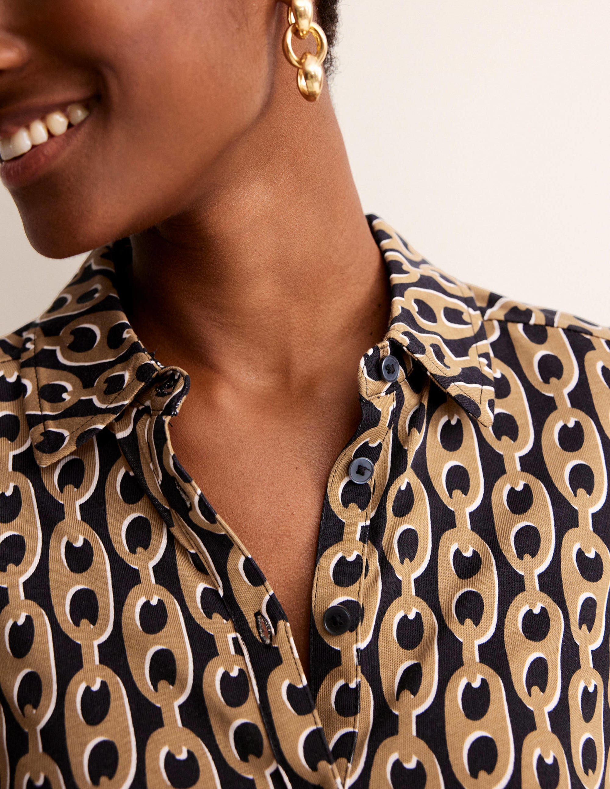 Laura Jersey Midi Shirt Dress-Camel, Geo Chain - Image 2