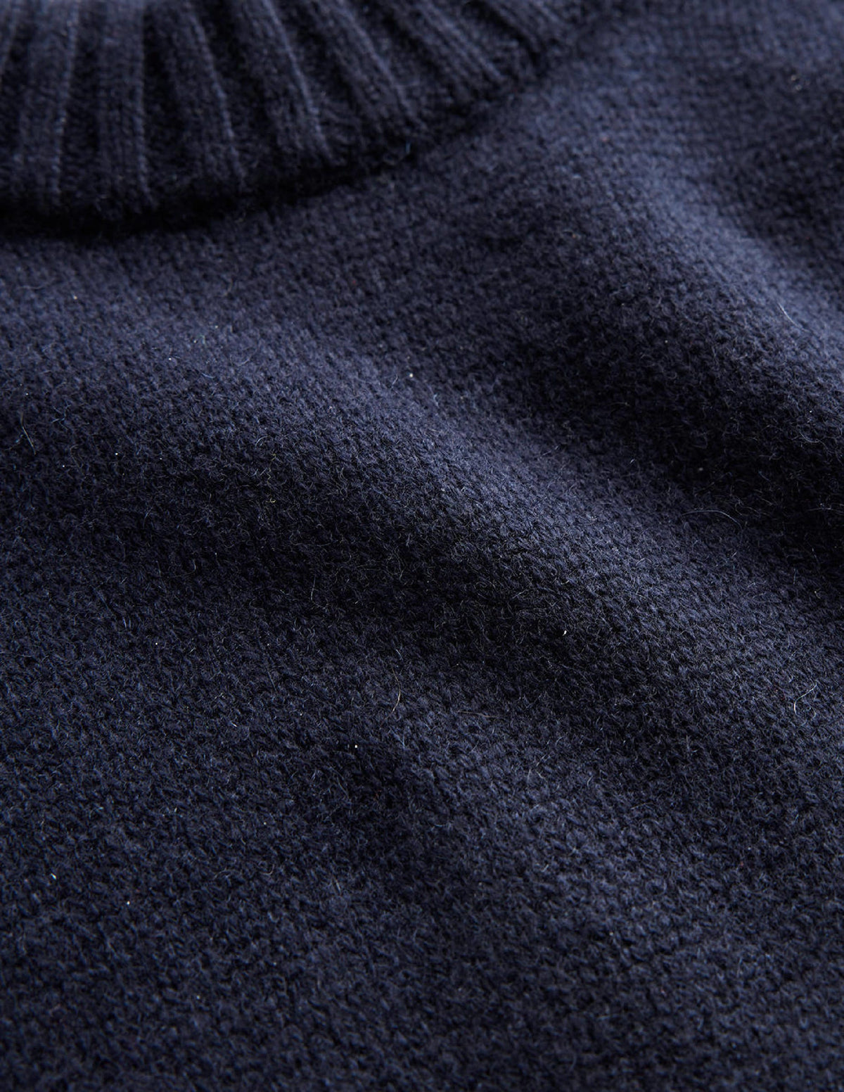 Chunky Cashmere Crew Neck Vest-navy - Image 6