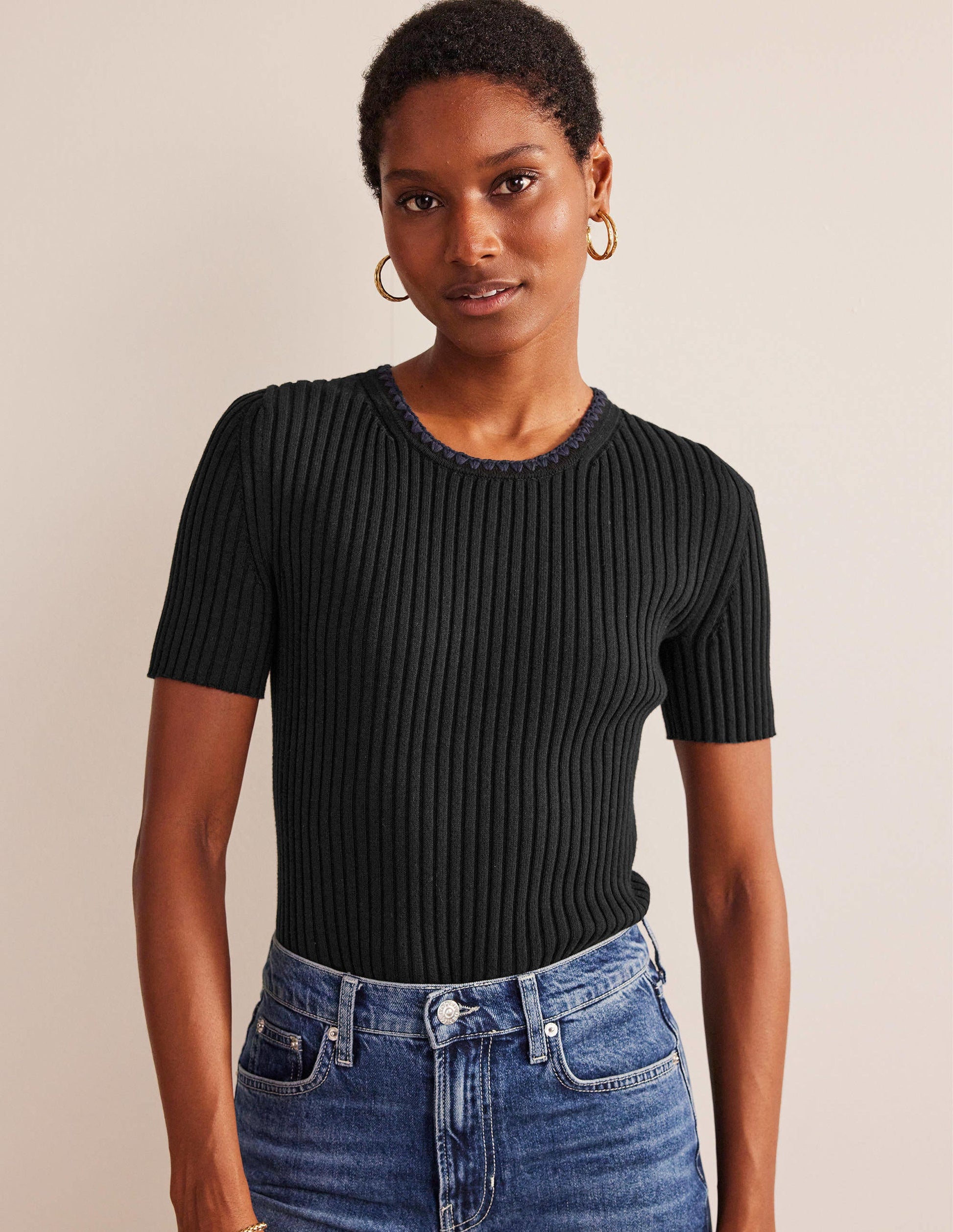 Crochet-Trim Knitted T-Shirt-Black-1