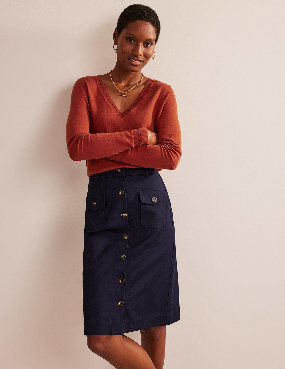 Catriona Cotton V-Neck Jumper-Chestnut Brown - Image 4