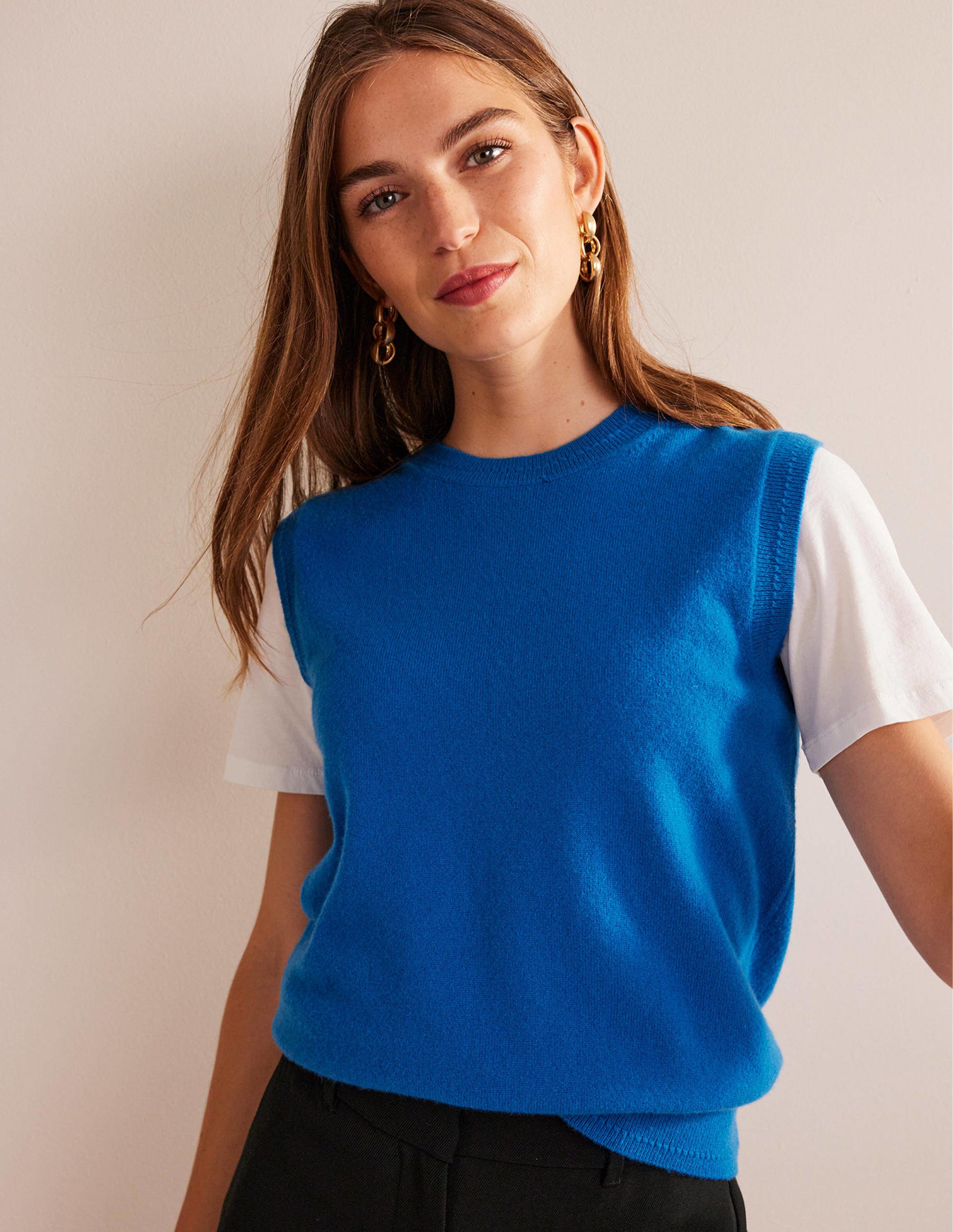 Eva Cashmere Vest-Cyan - Image 1