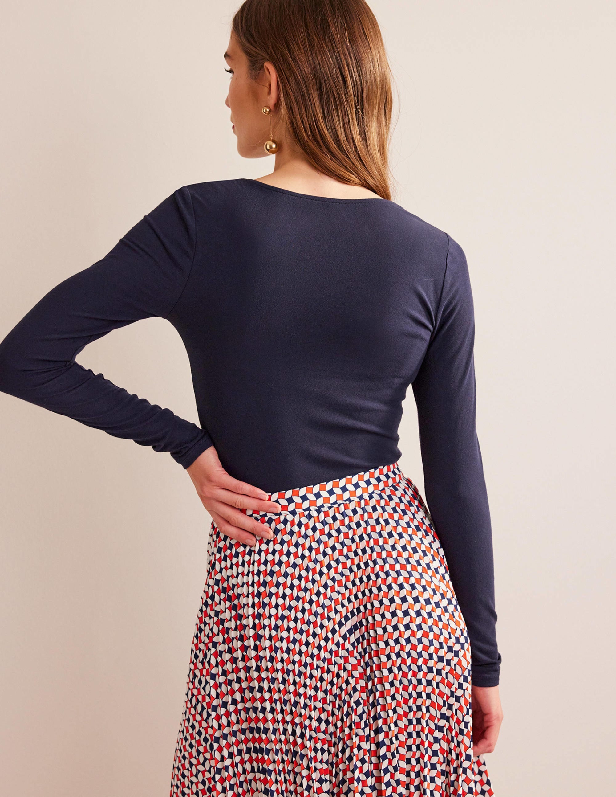 Double Layer Scoop Neck Top-Navy - Image 3