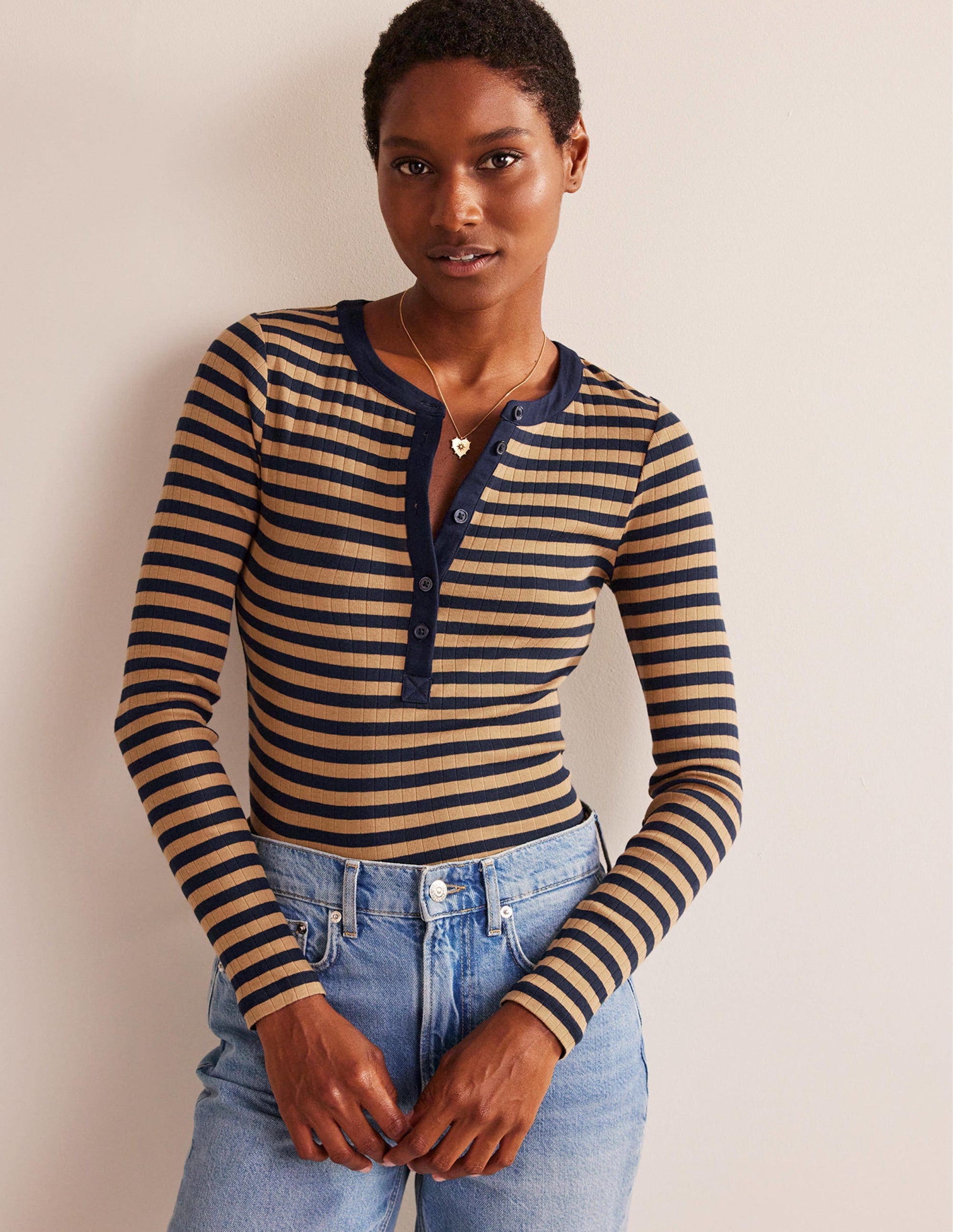 Anna Rib Henley T-Shirt-Navy, Camel-4