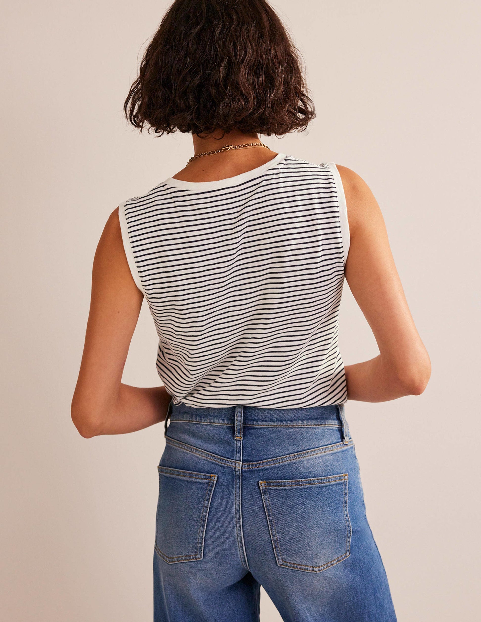 Regular V-neck Slub Vest-Navy, Ivory-3