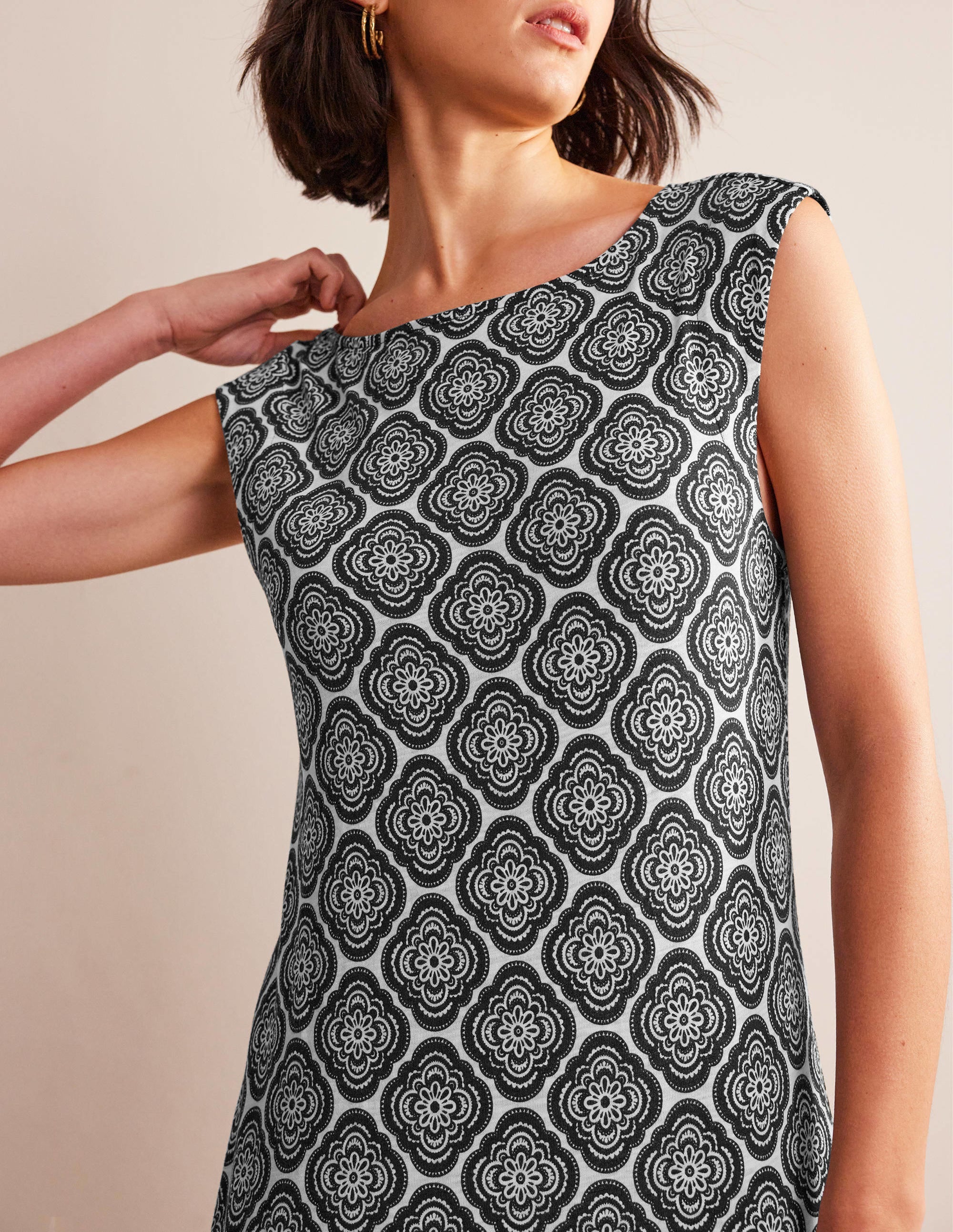 Sleeveless Jersey Shift Dress-Black, Botanic Blush - Image 4