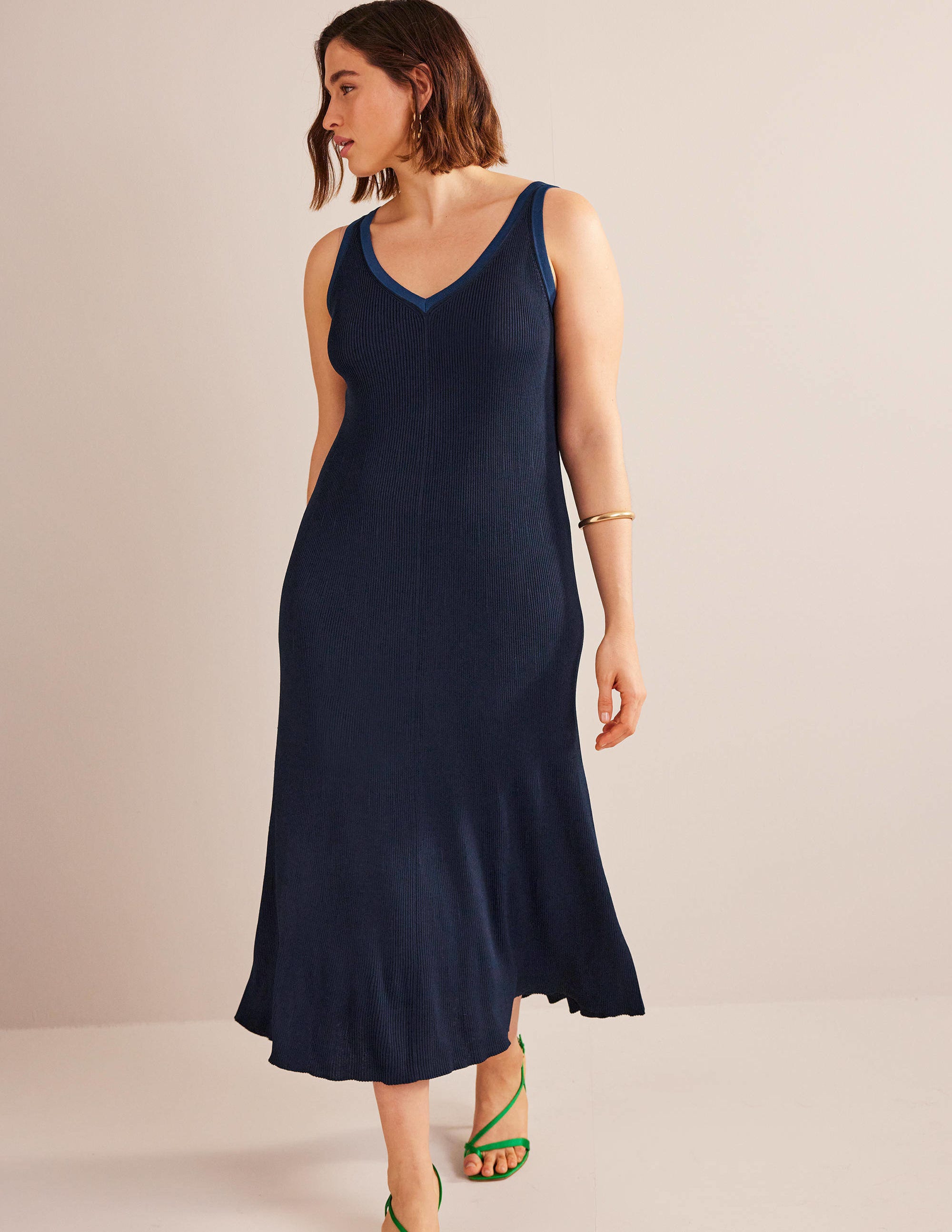 V-Neck Knitted Midi Dress-Navy - Image 5