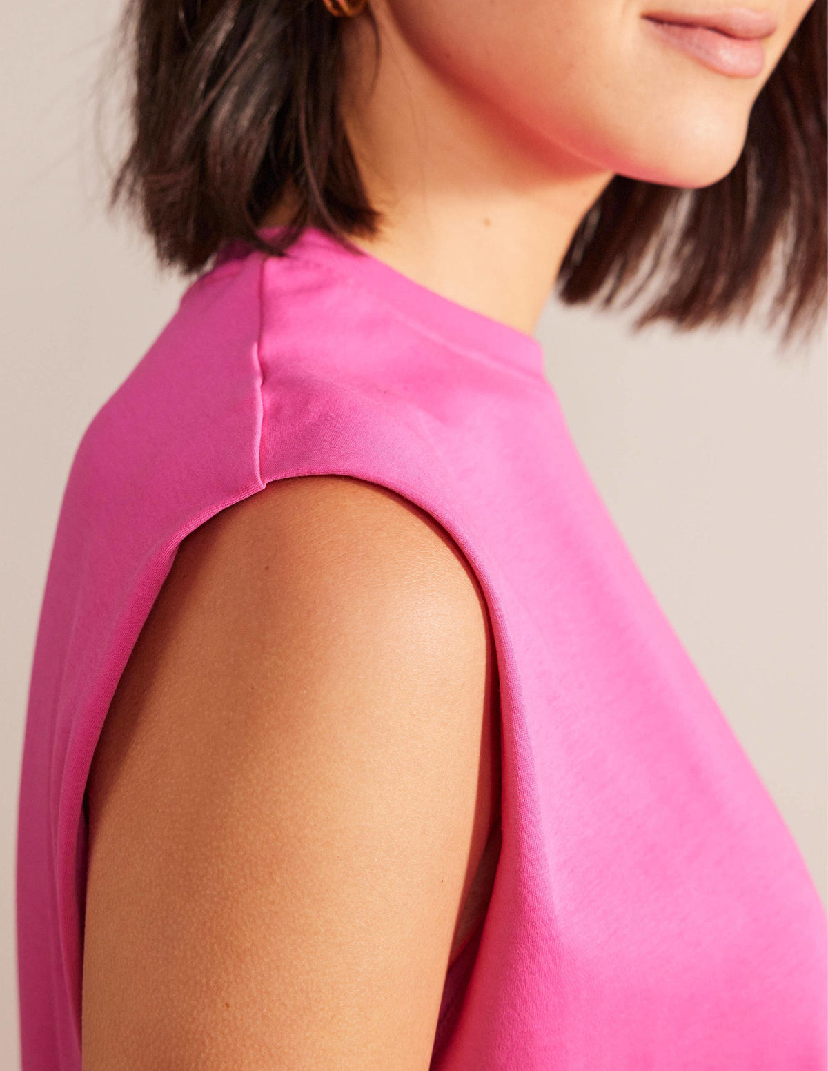 Perfect Cotton Sleeveless Top-Fuchsia Fedora - Image 4