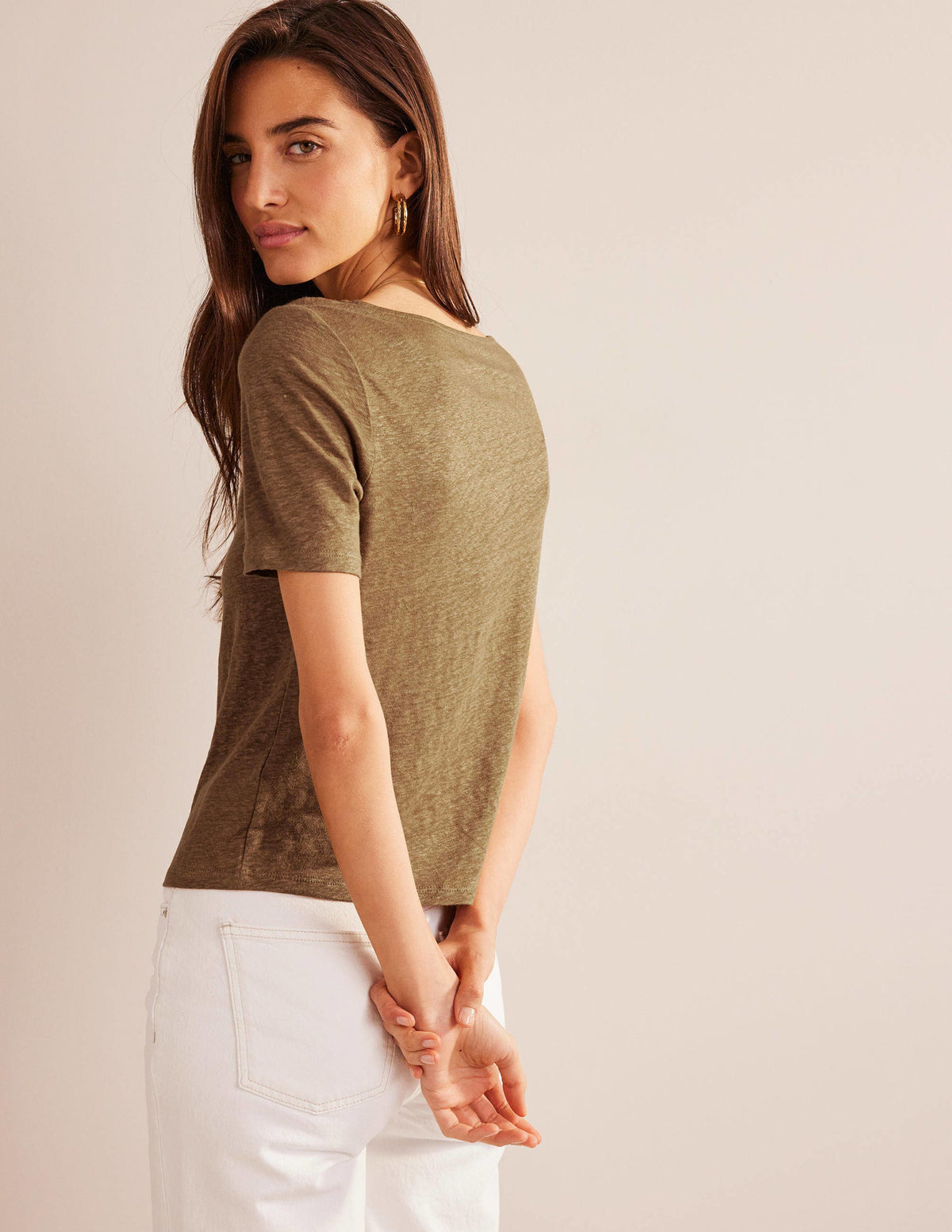 Scoop Neck Linen T-shirt-Camel - Image 3