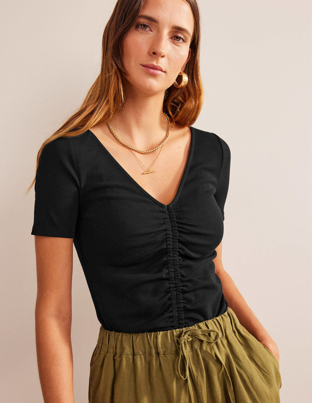 Ruched Front Rib T-shirt-Black - Image 1