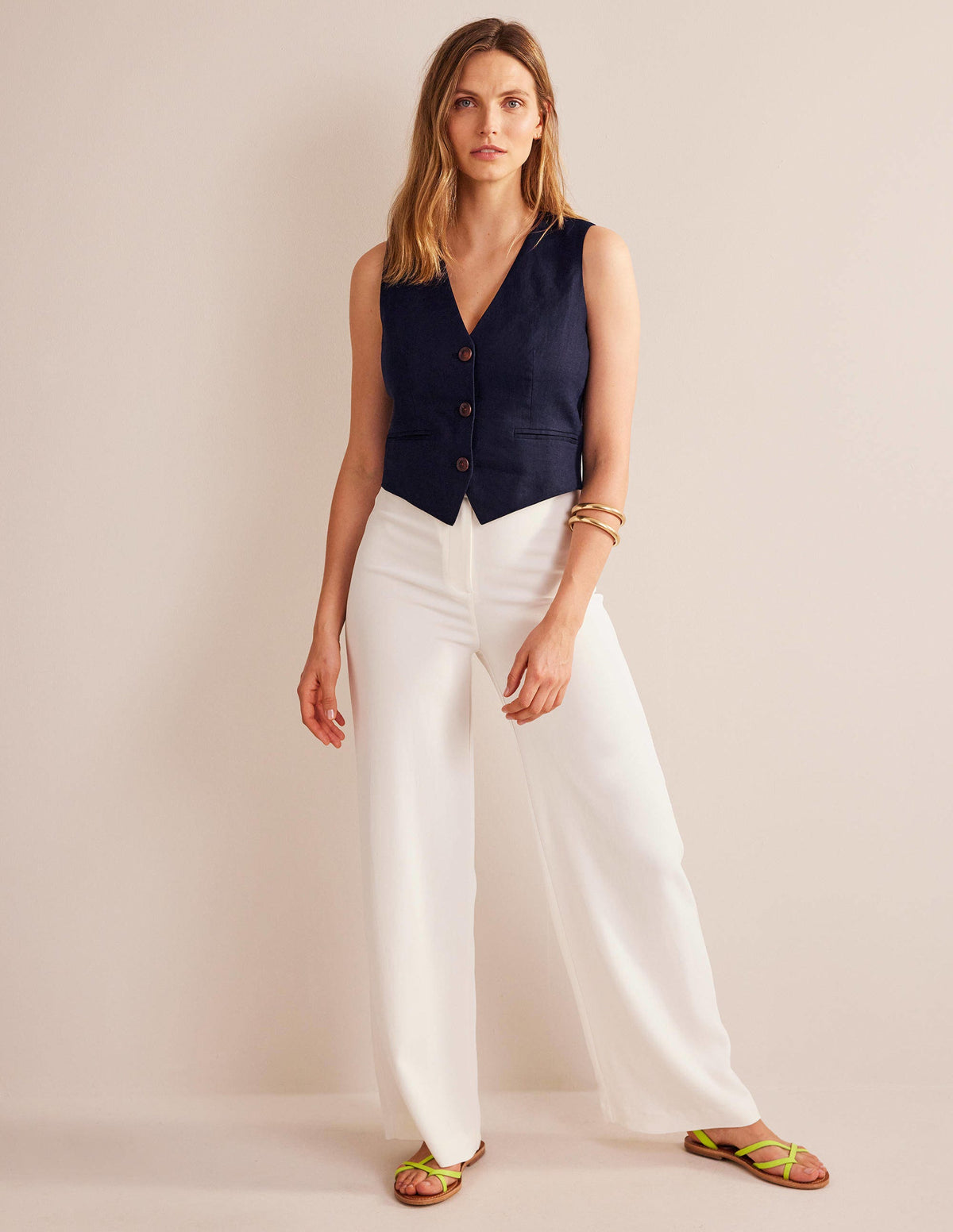 Linen V-Neck Waistcoat-Navy-4