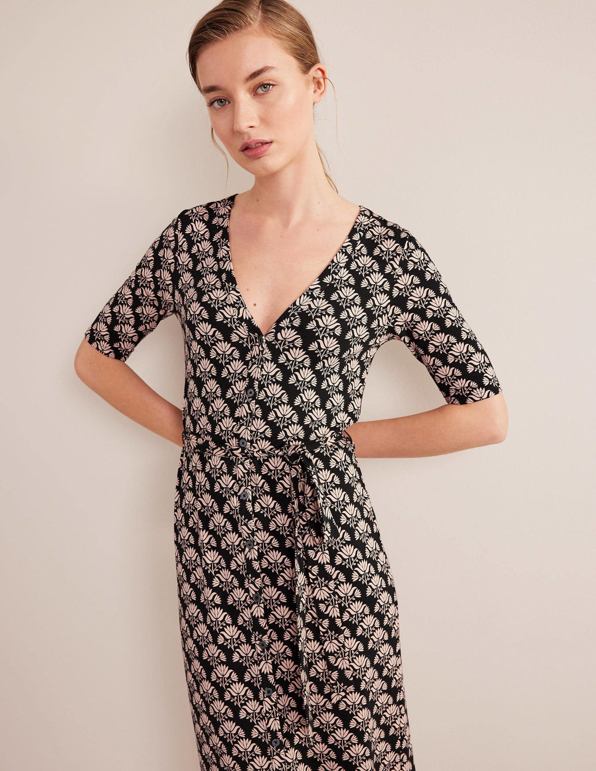 Button Front Jersey Midi Dress-Black, Passion Stamp - Image 4