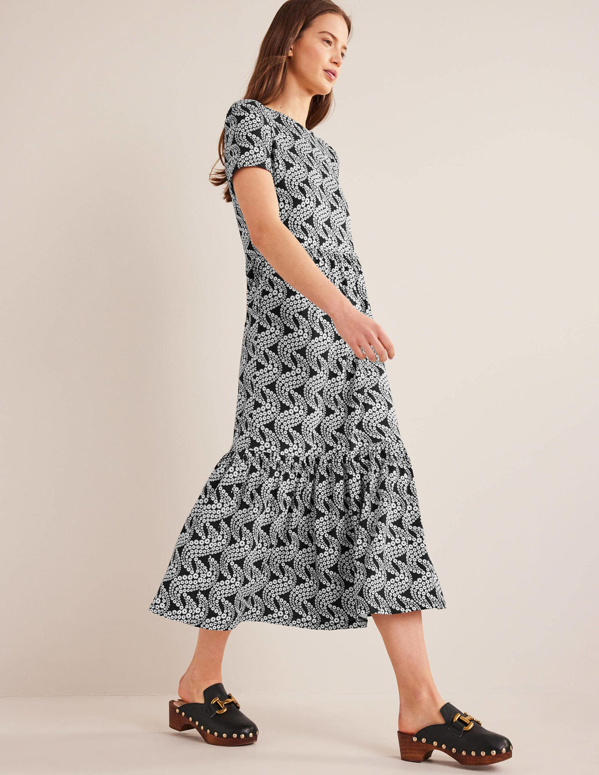 Emma Tiered Jersey Midi Dress-Black, Daisy Swirl - Image 4
