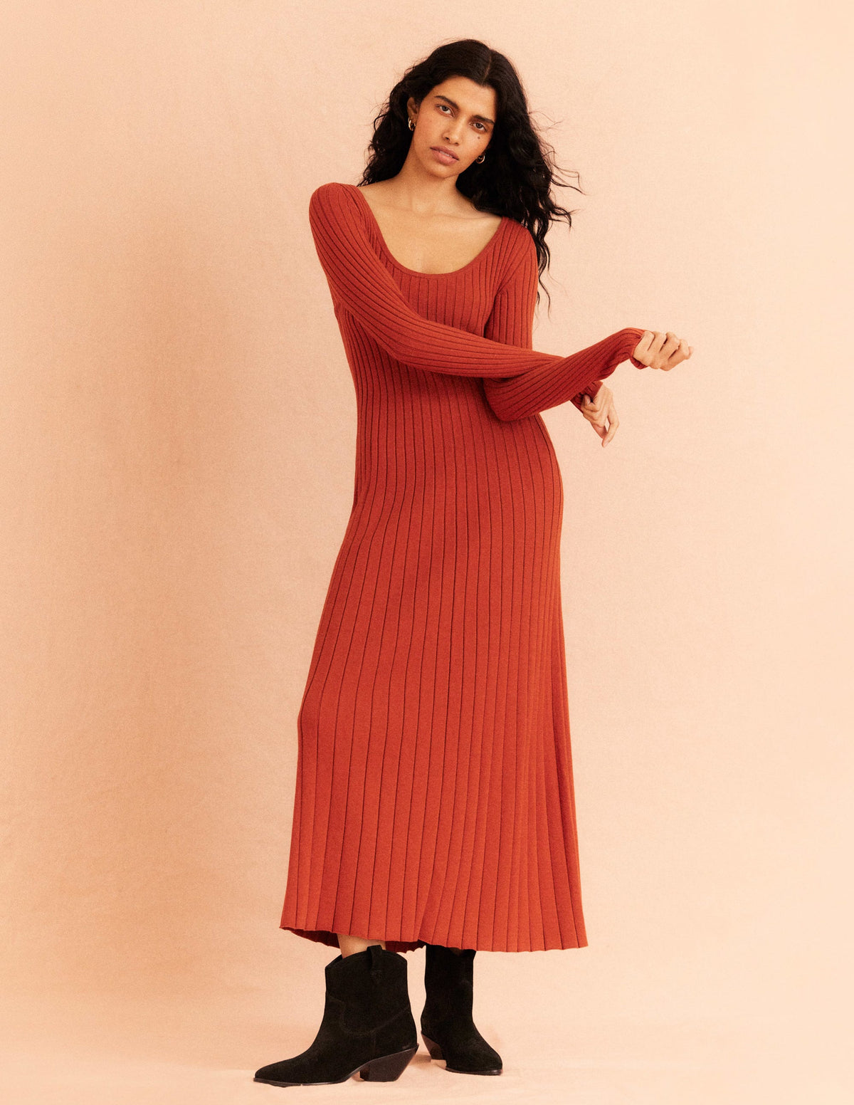 Scoop Neck Knitted Midi Dress-Rust-2
