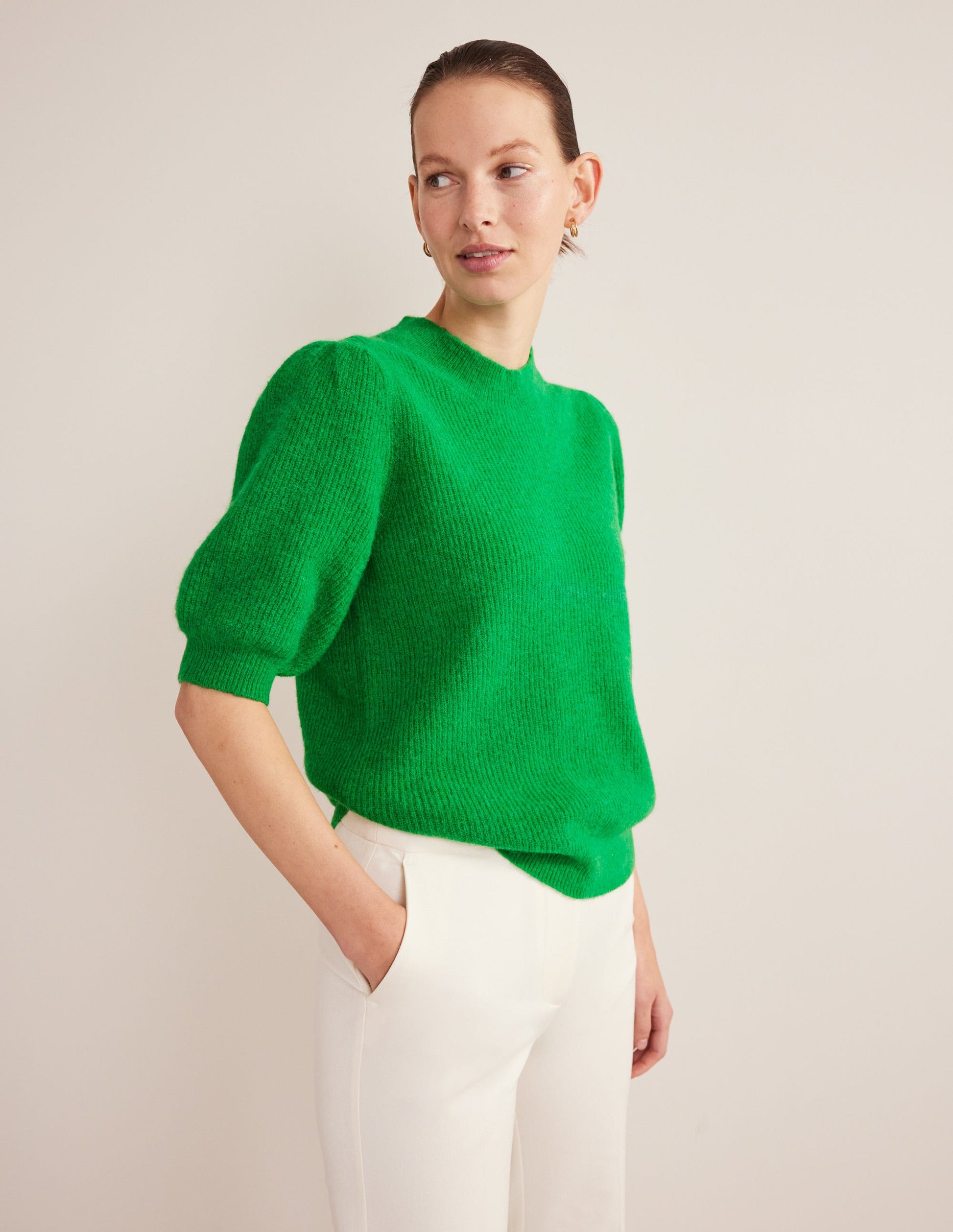 Ribbed Fluffy Top-Green Bee-1