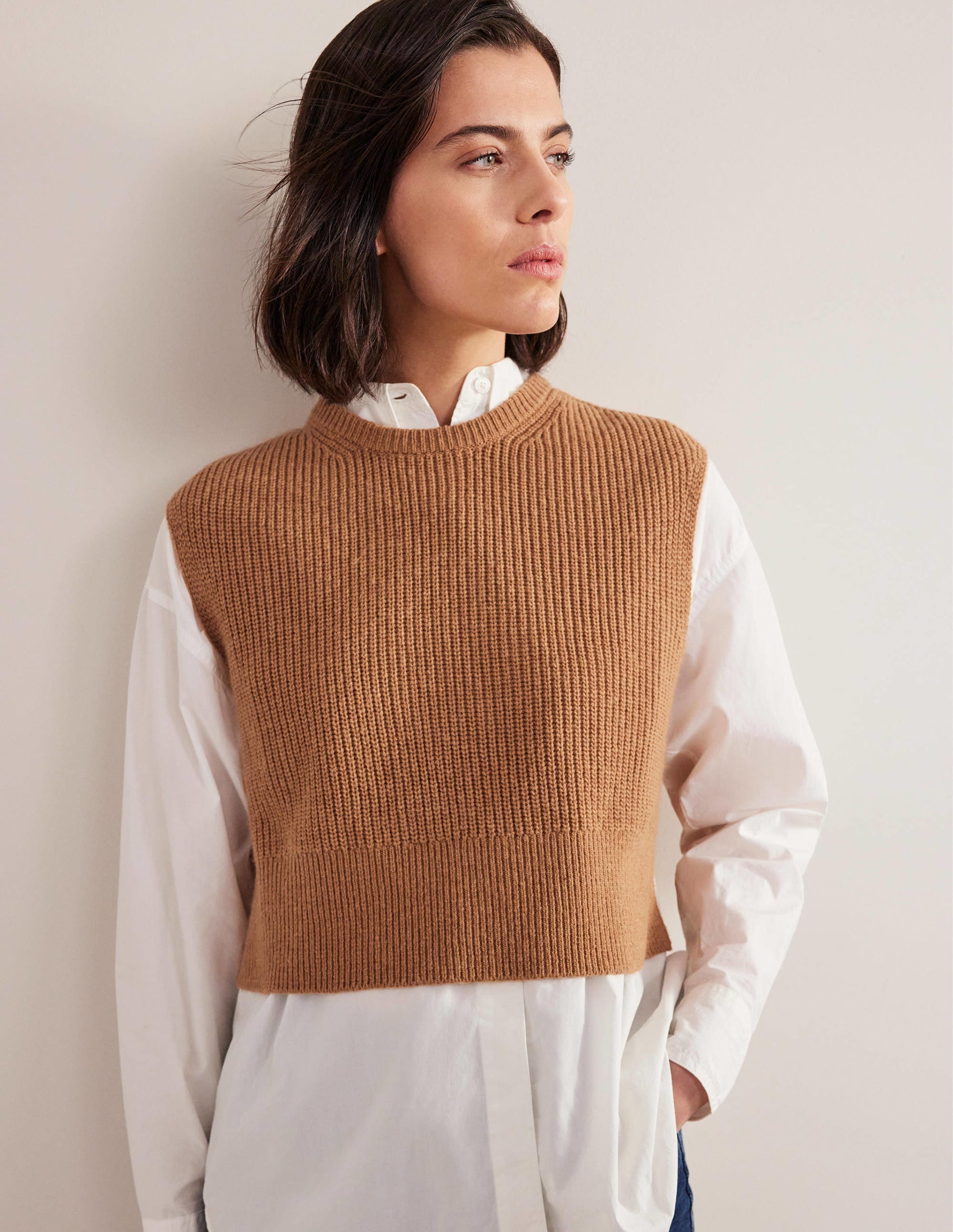 Cropped Ribbed Sweater Vest-Teddy Bear - Image 5