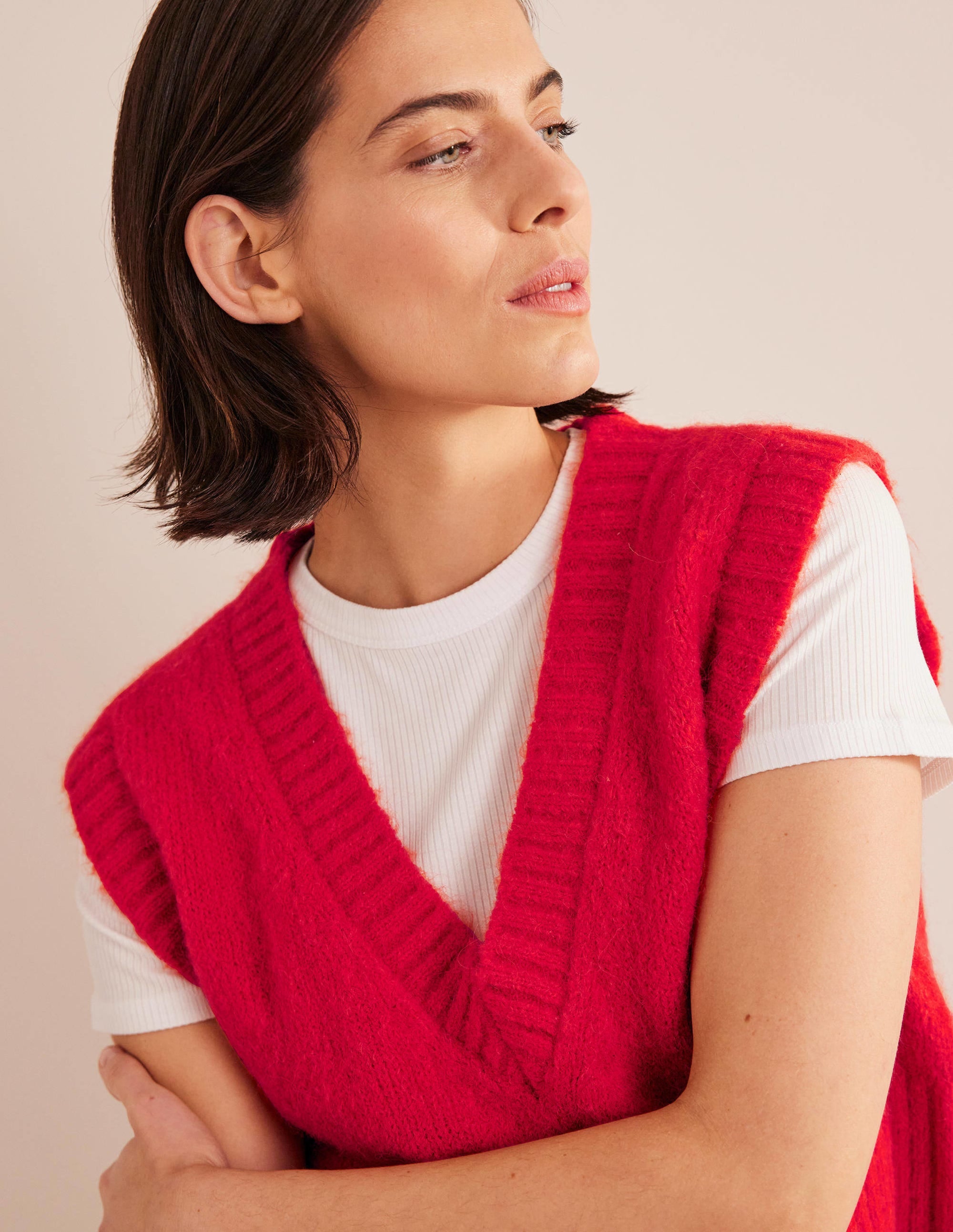 Fluffy Cropped V-Neck Vest-Tomato - Image 2