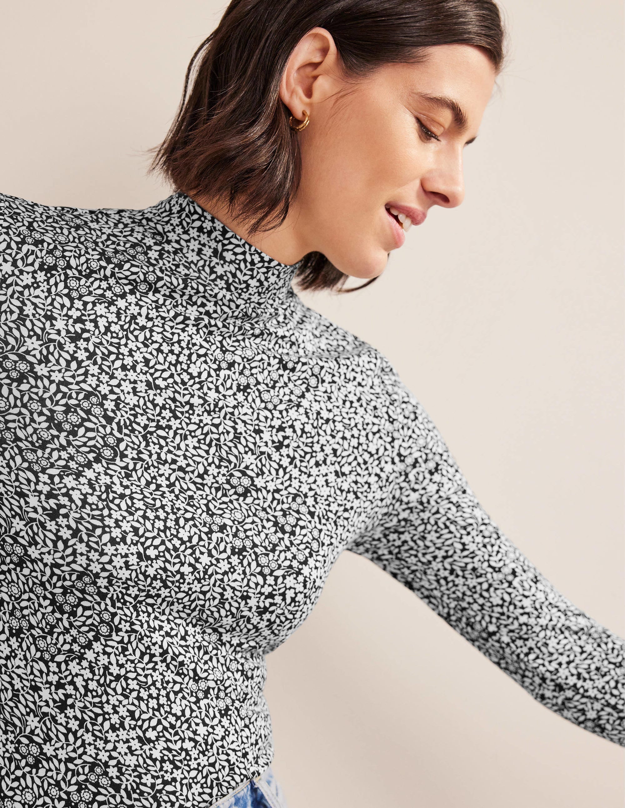 Jersey High Neck Top-Black, Sunflower - Image 4